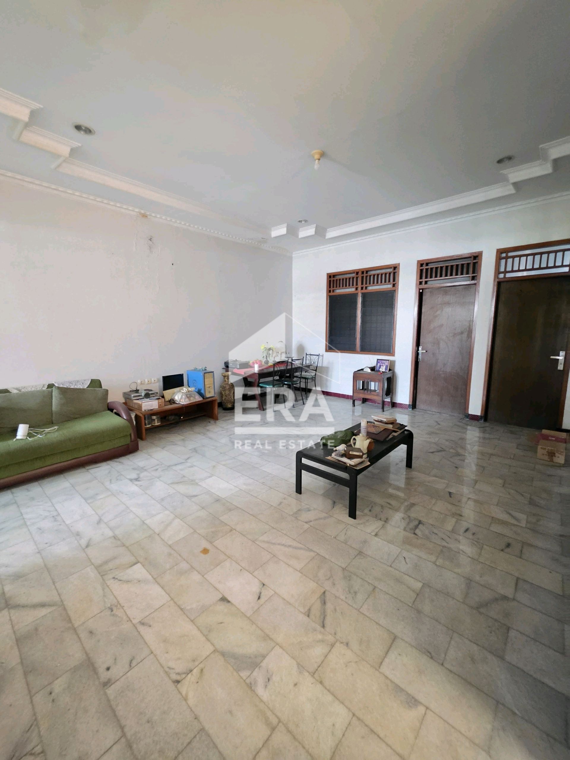 interior 4
