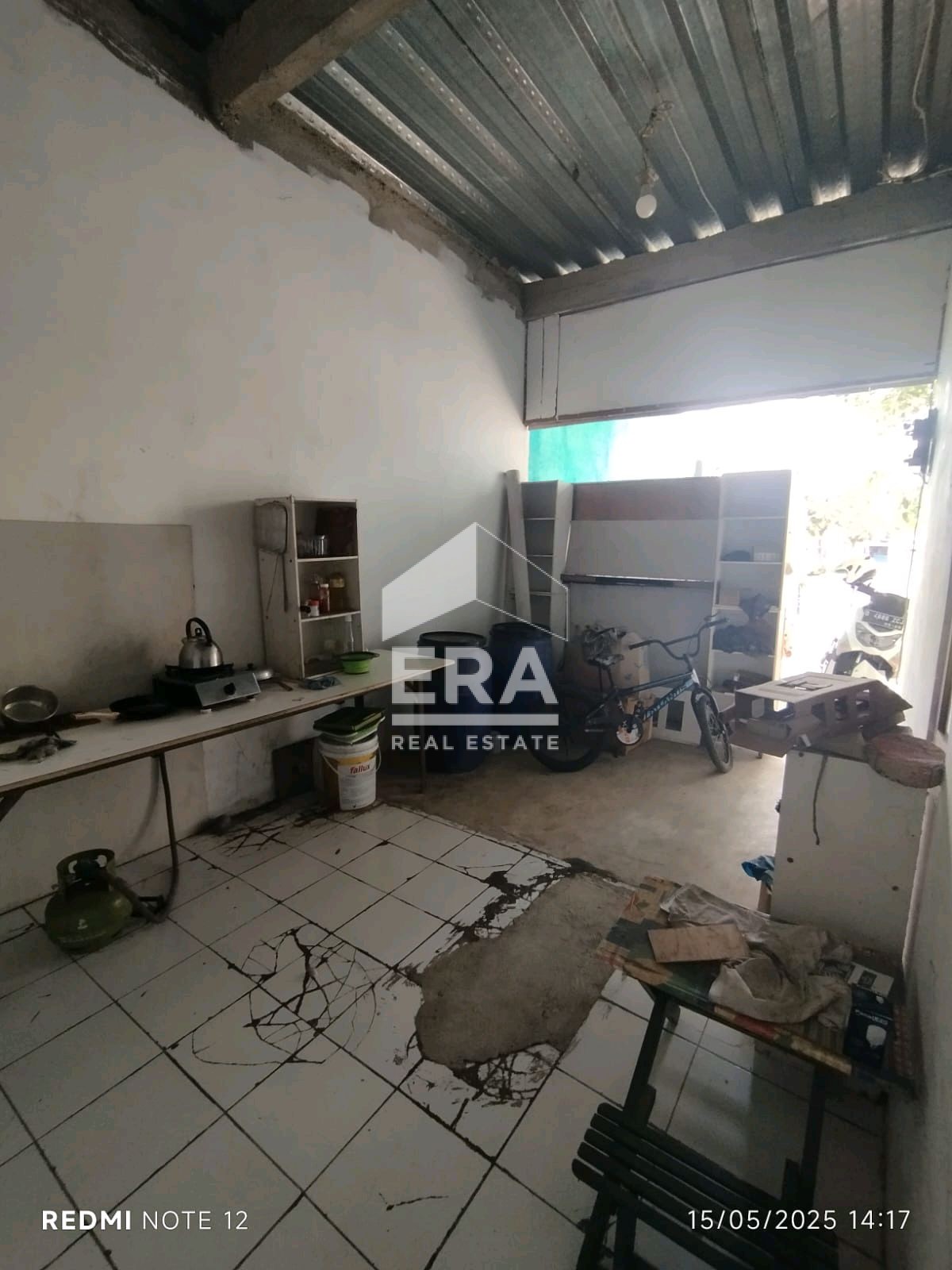 interior 8