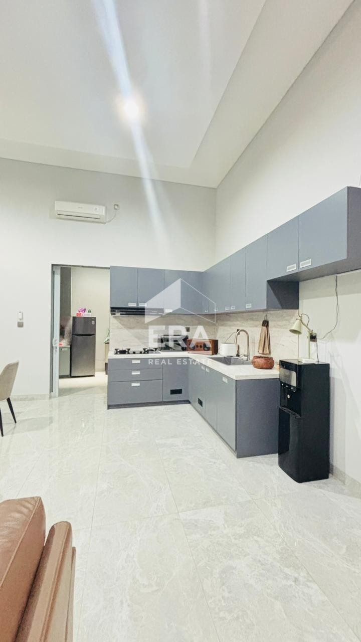 interior 8