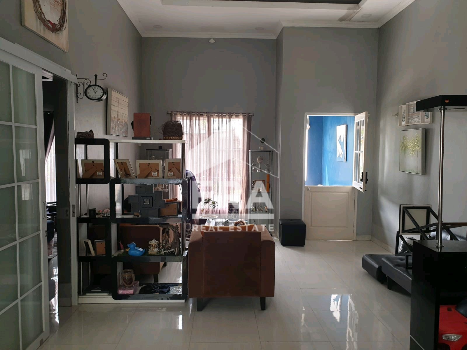interior 3