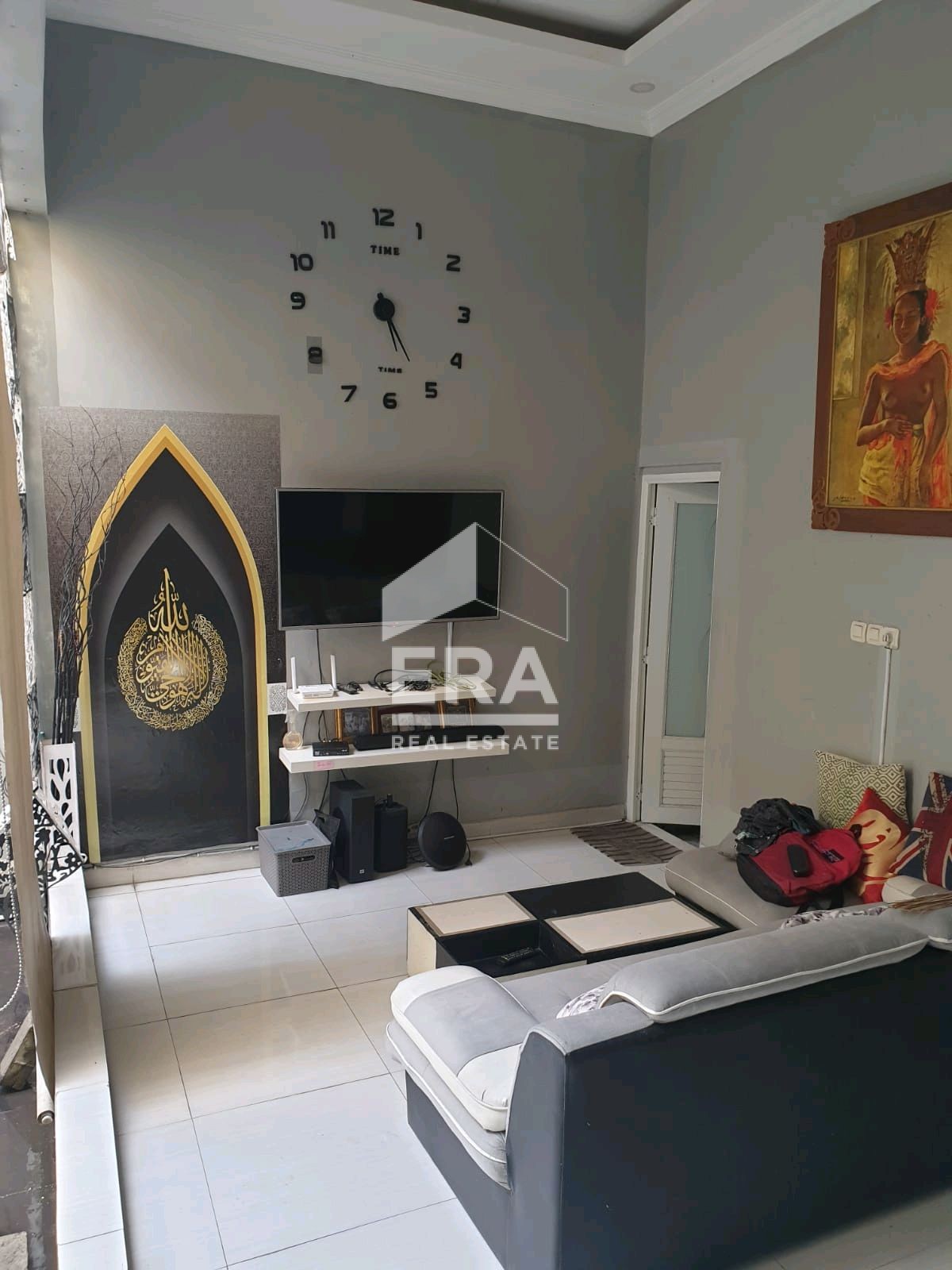 interior 6