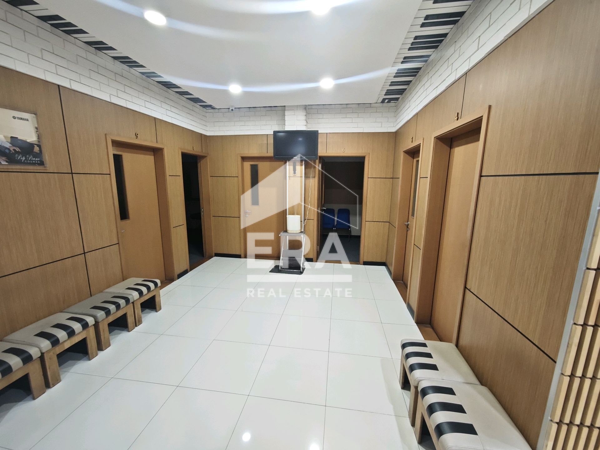 interior 3