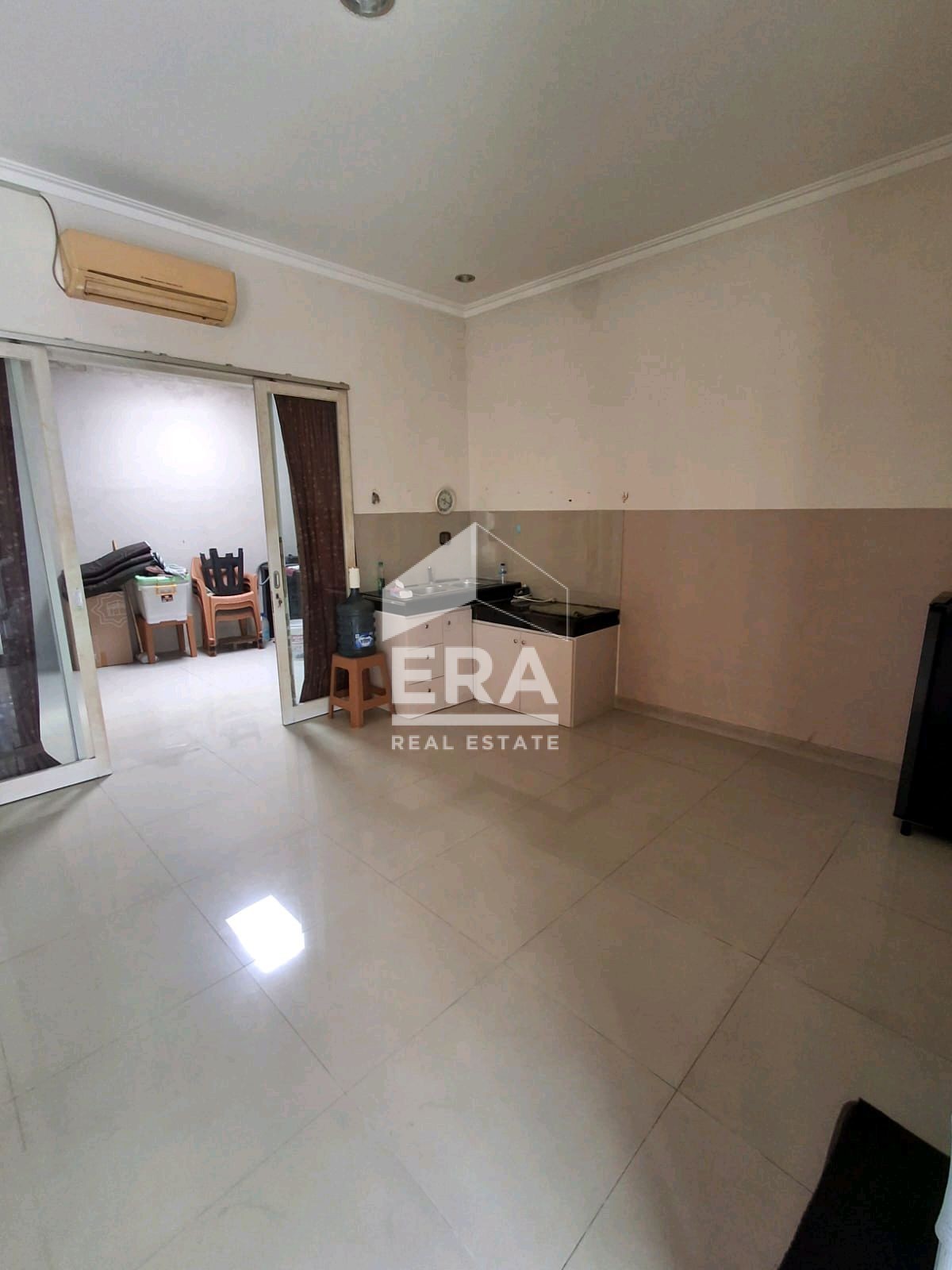 interior 2