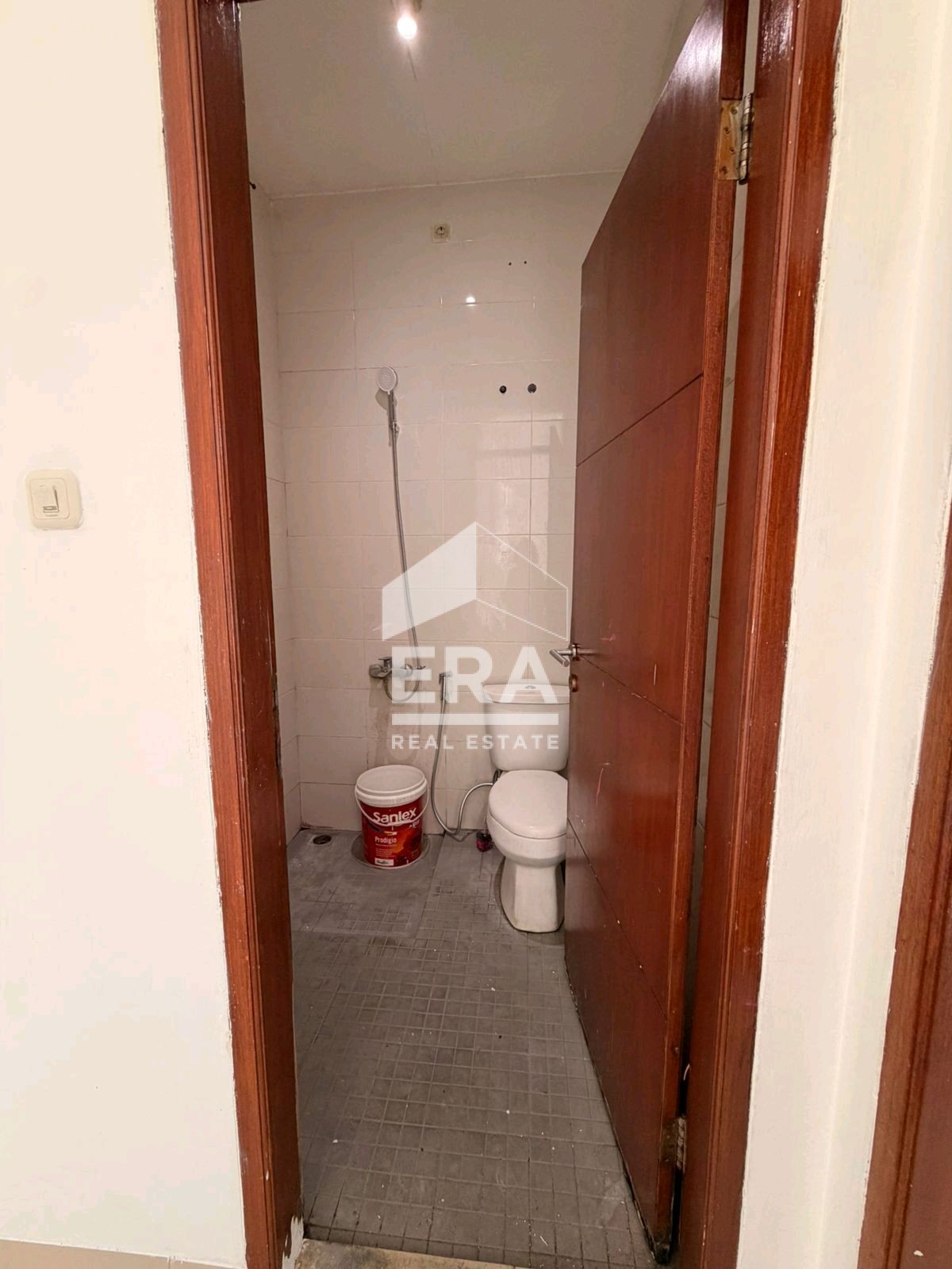 interior 6