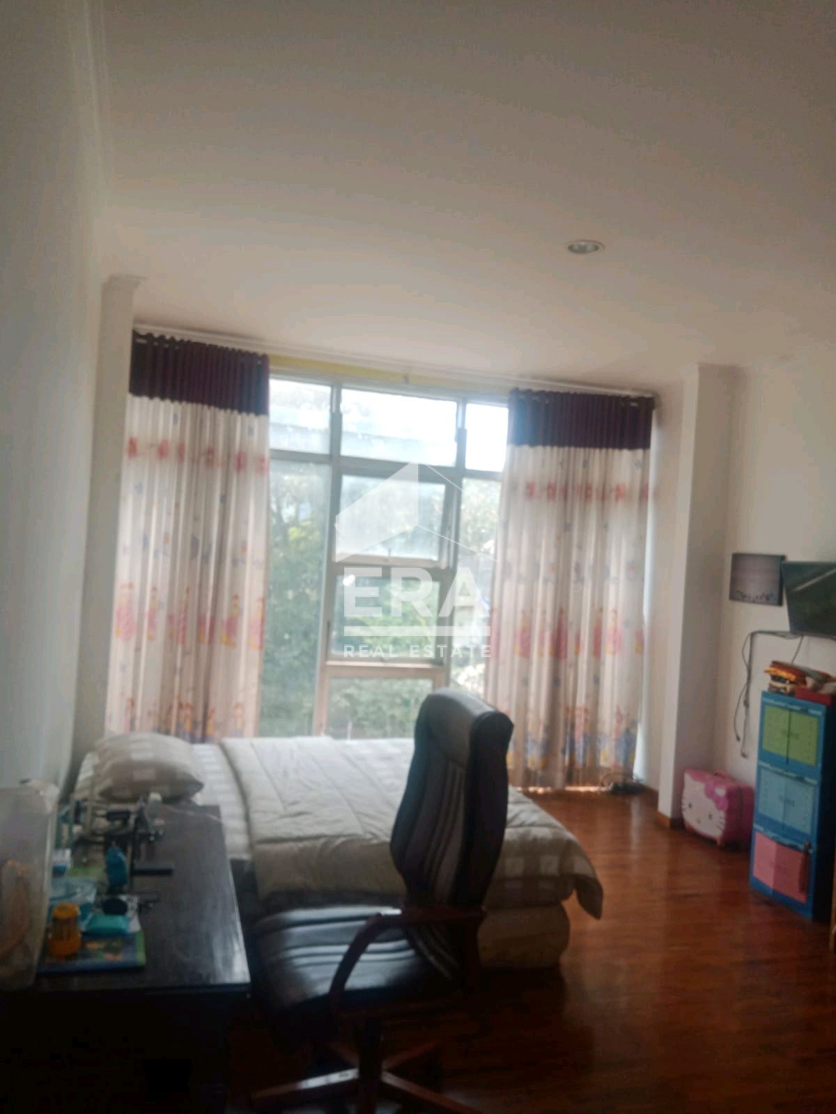 interior 9