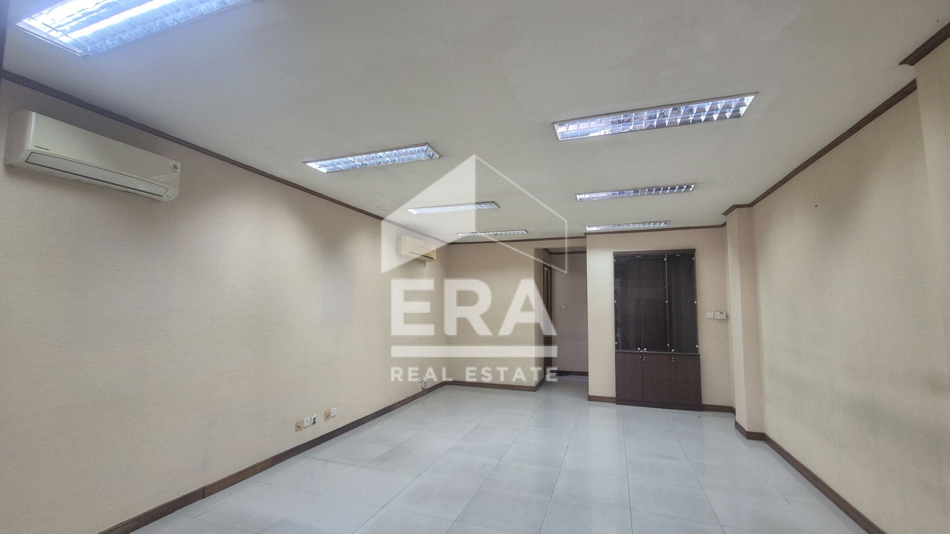 interior 6