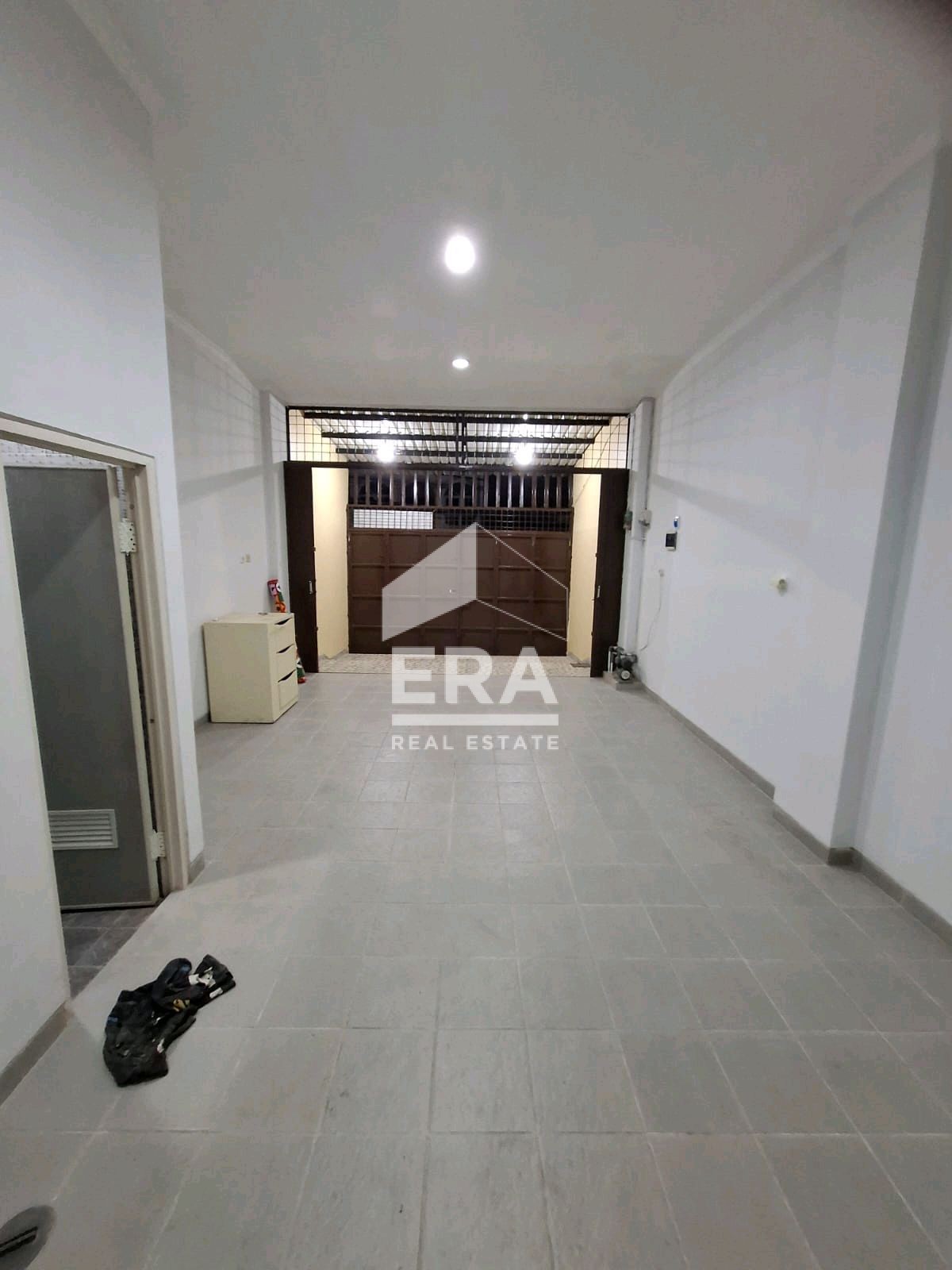 interior 7