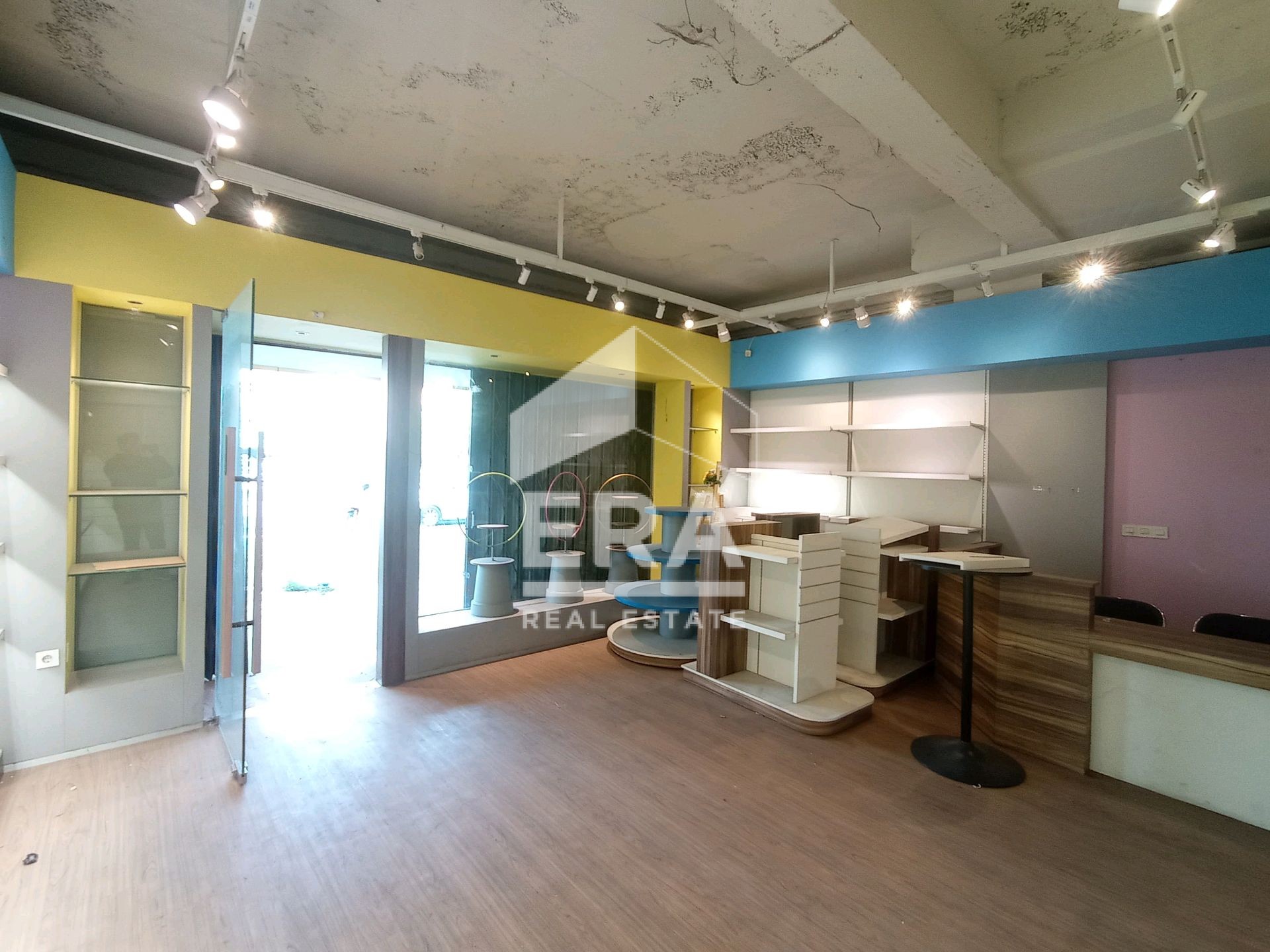 interior 2