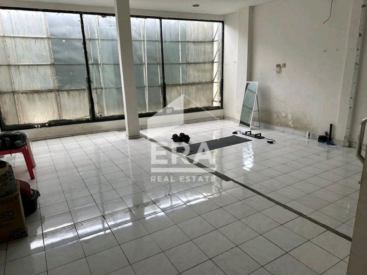 interior 9