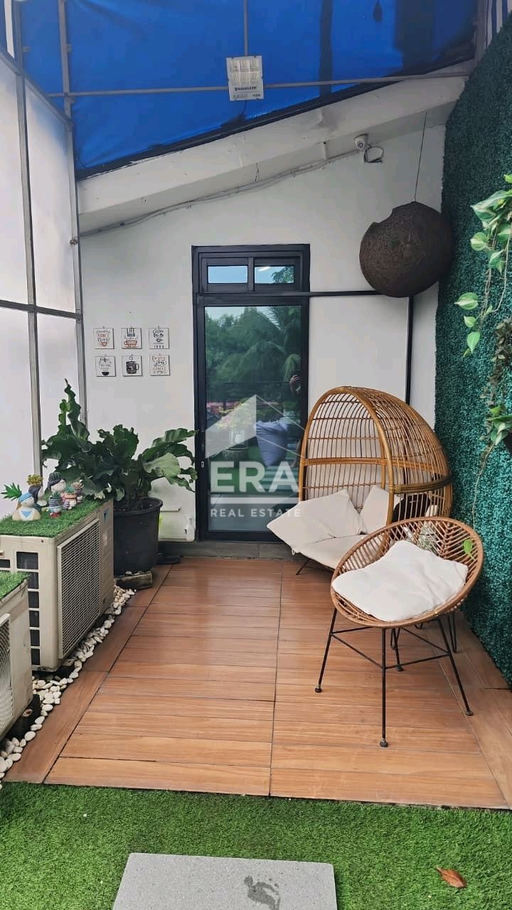 interior 6