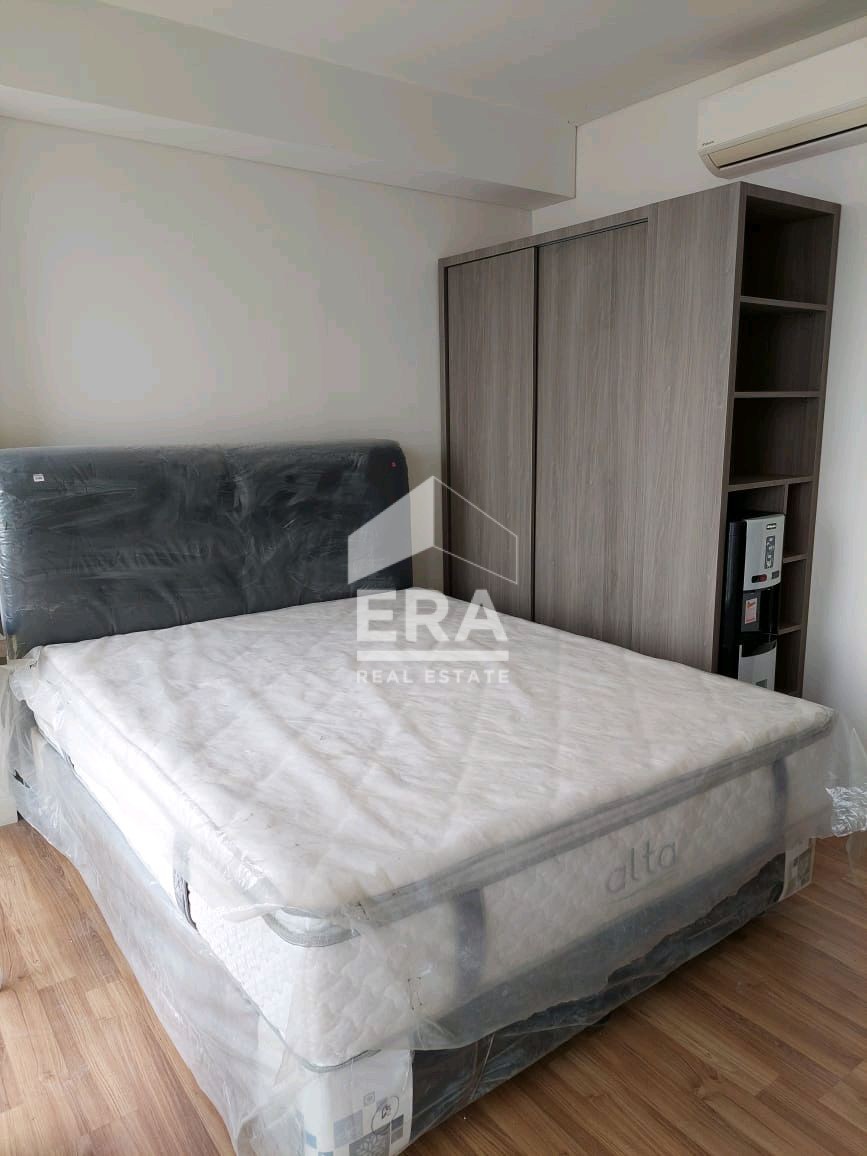 interior 6