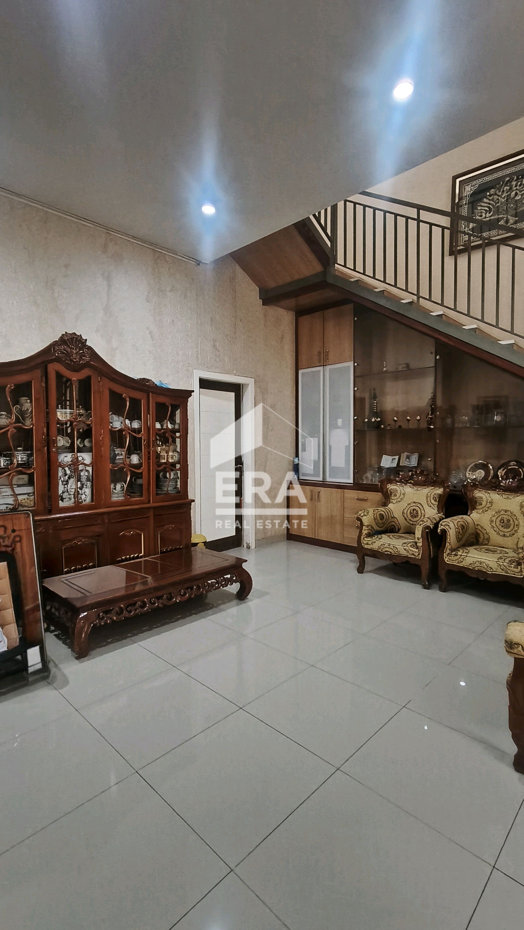 interior 4