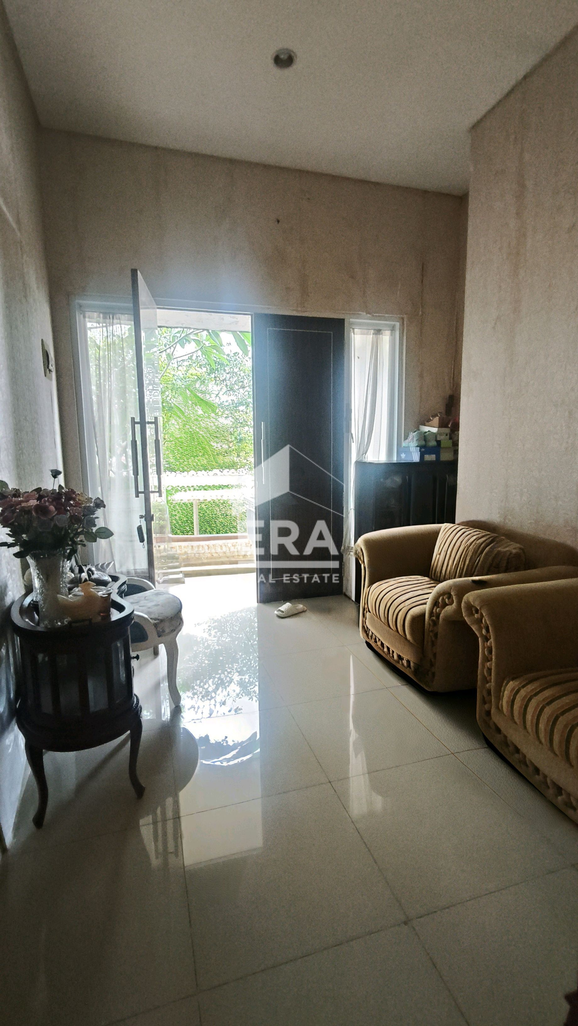 interior 2