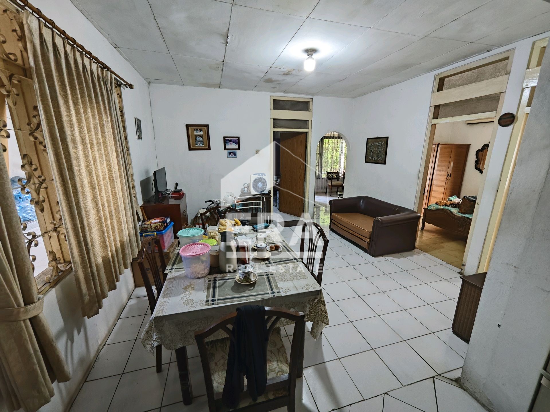 interior 4
