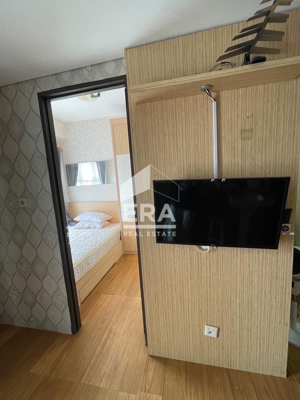 interior 6