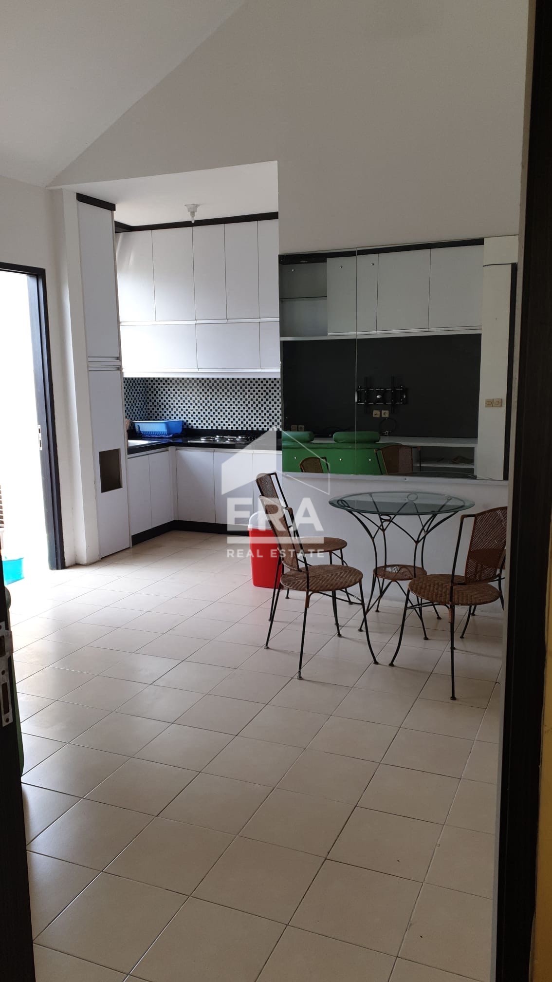 interior 2