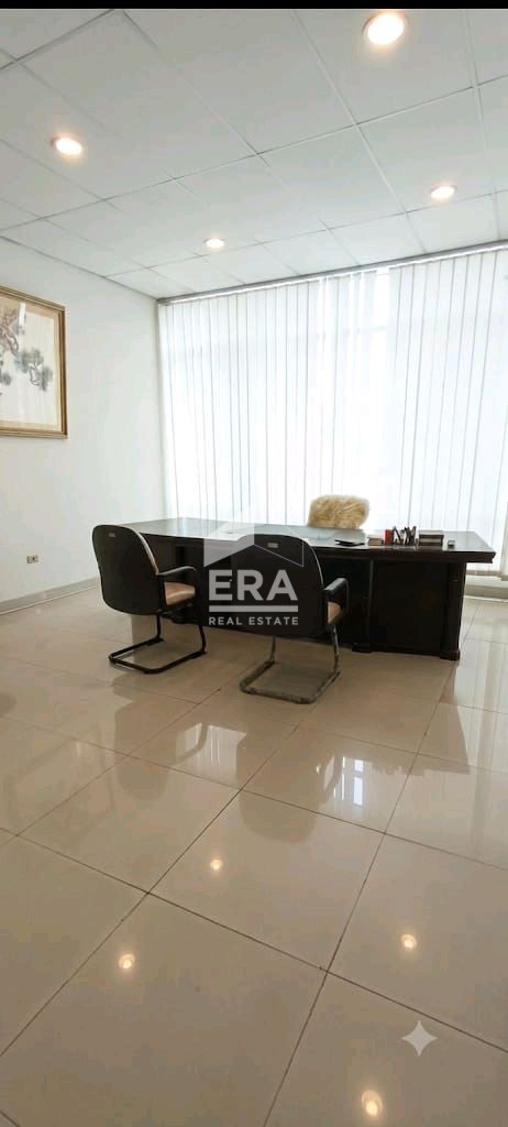 interior 6