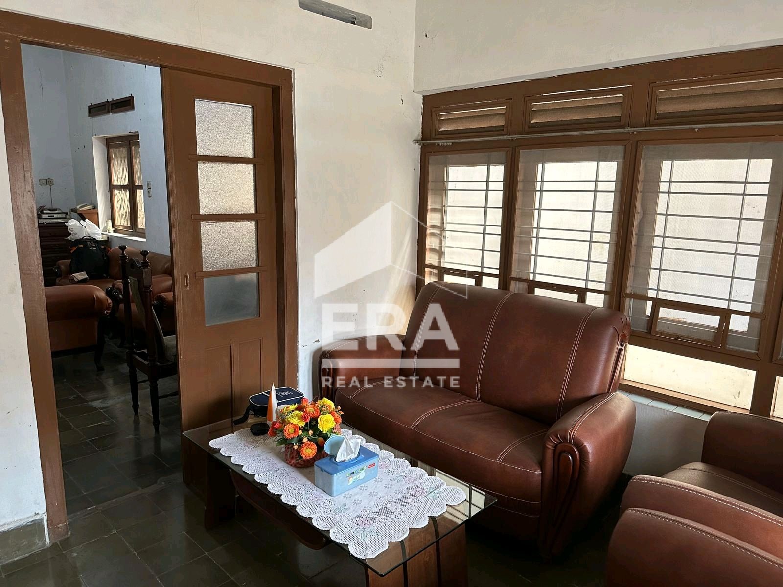 interior 6