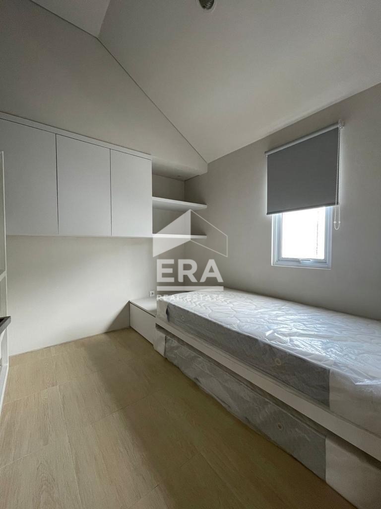 interior 6