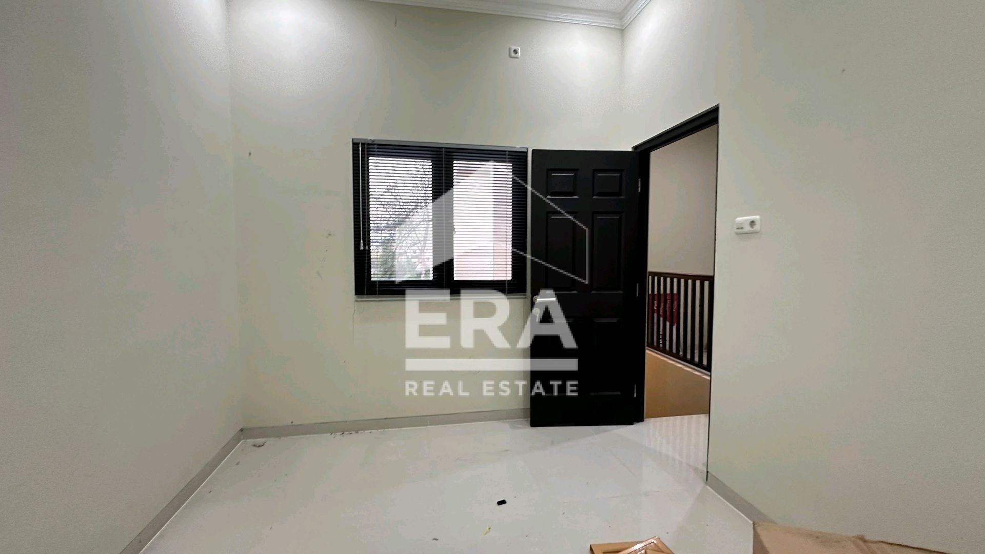 interior 6