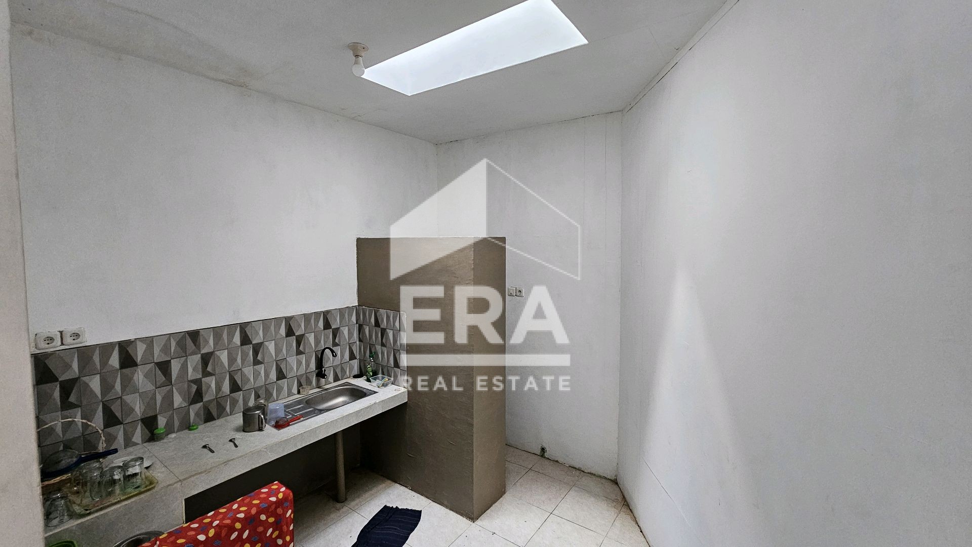 interior 6