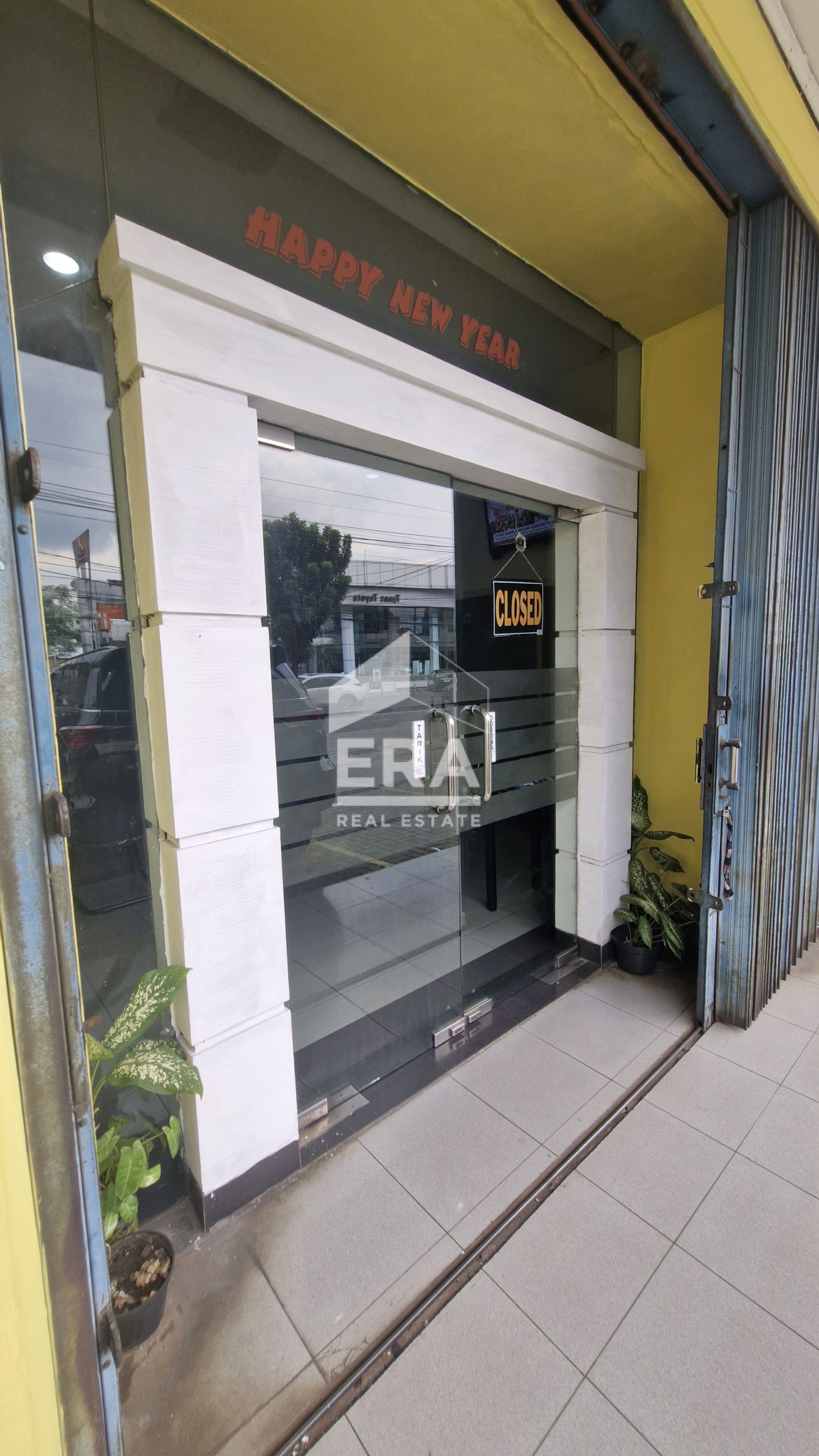 interior 2