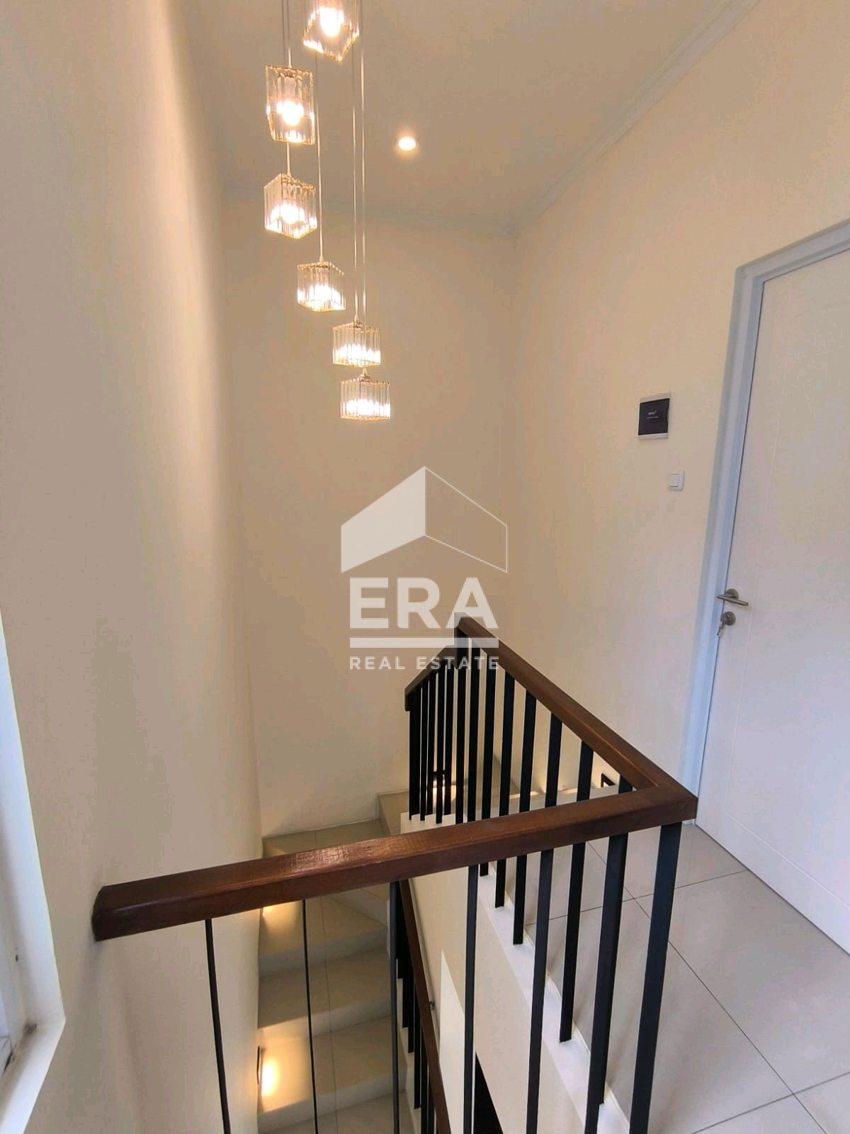 interior 7