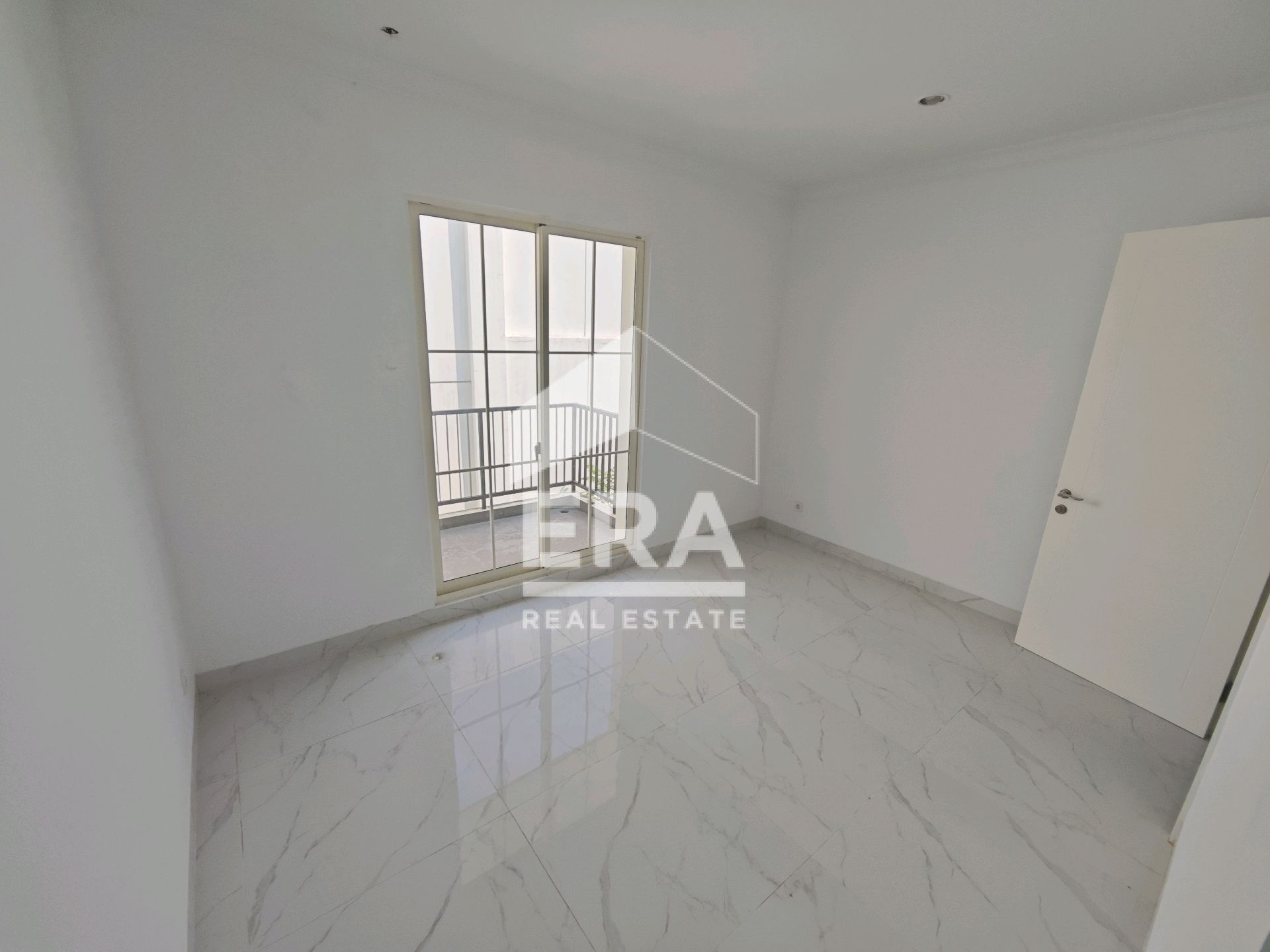 interior 6