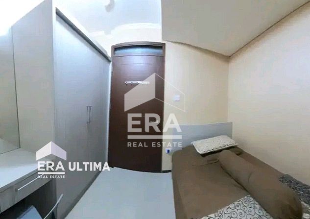 interior 8