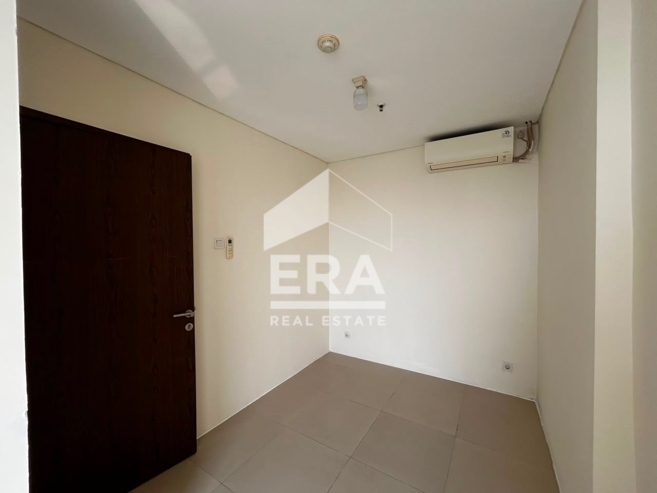 interior 6