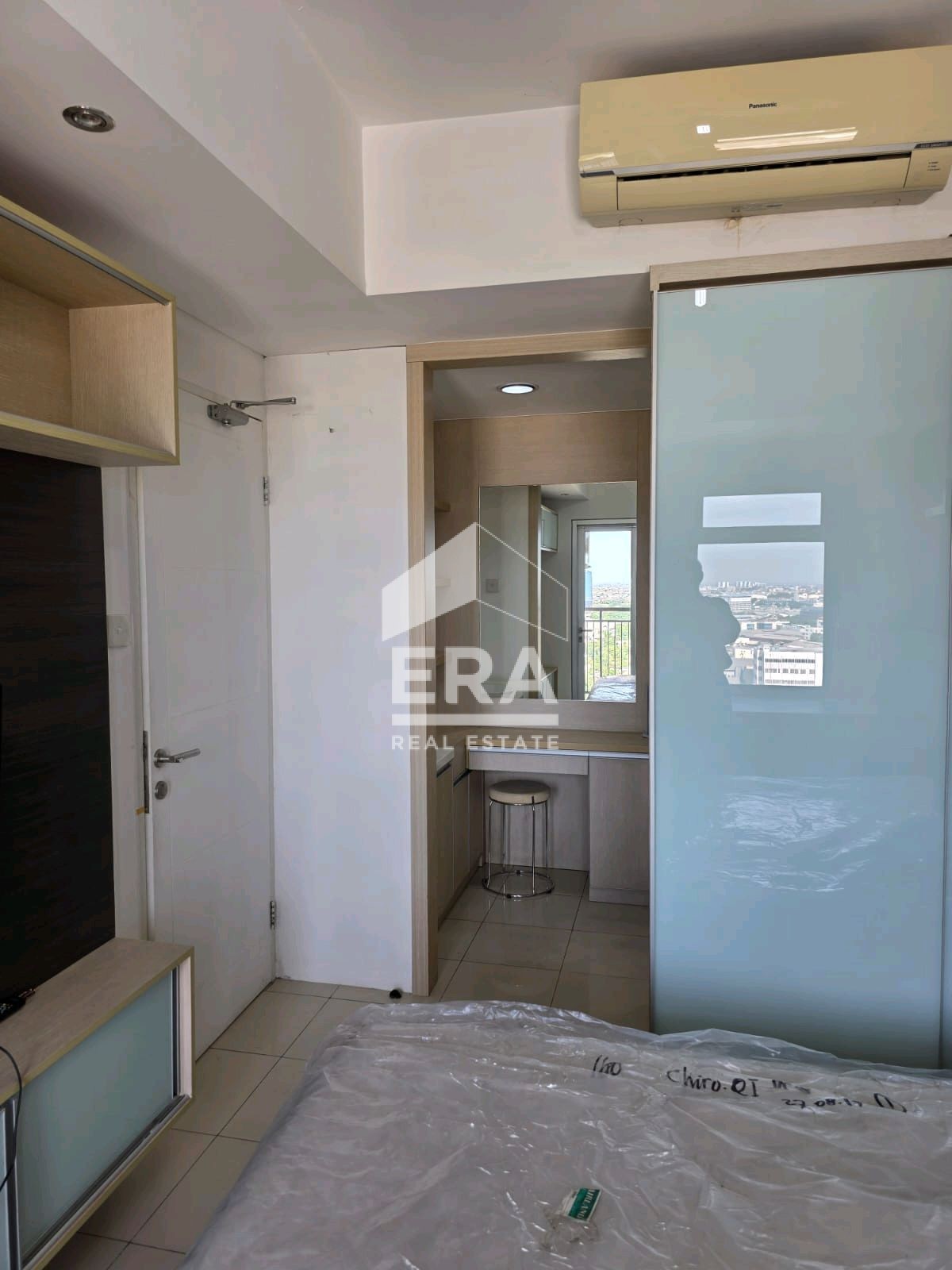 interior 7