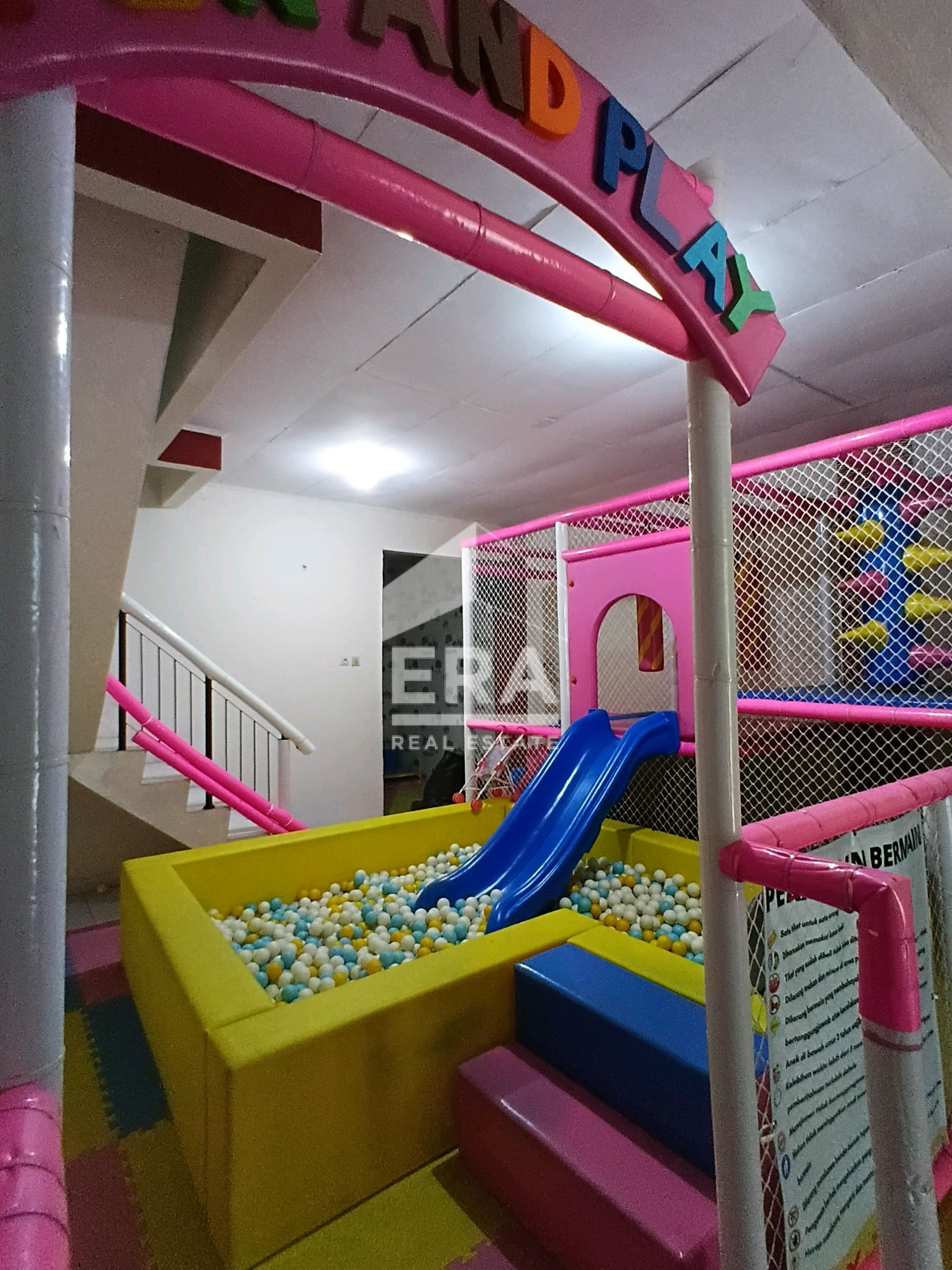 interior 9