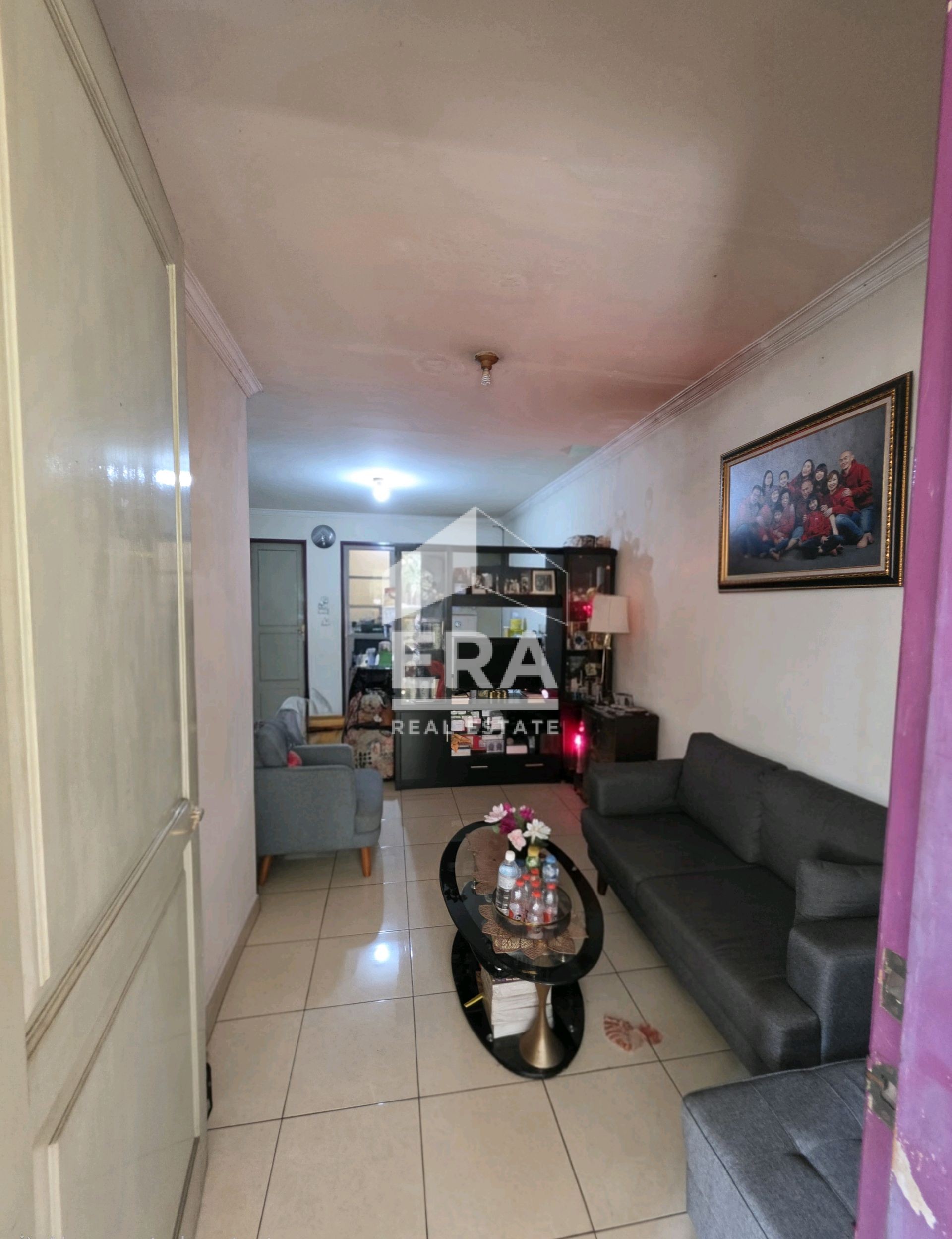 interior 8