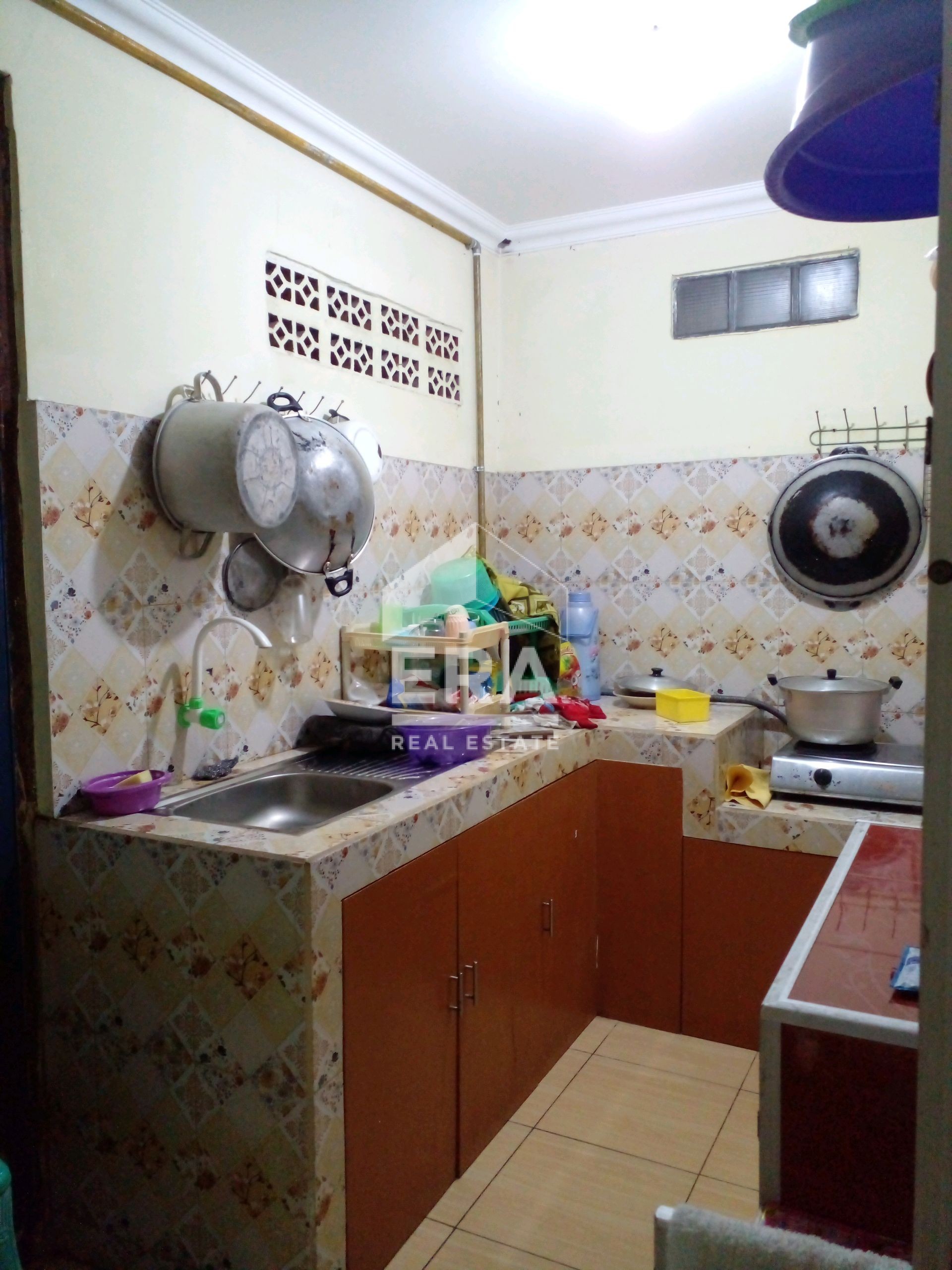 interior 6