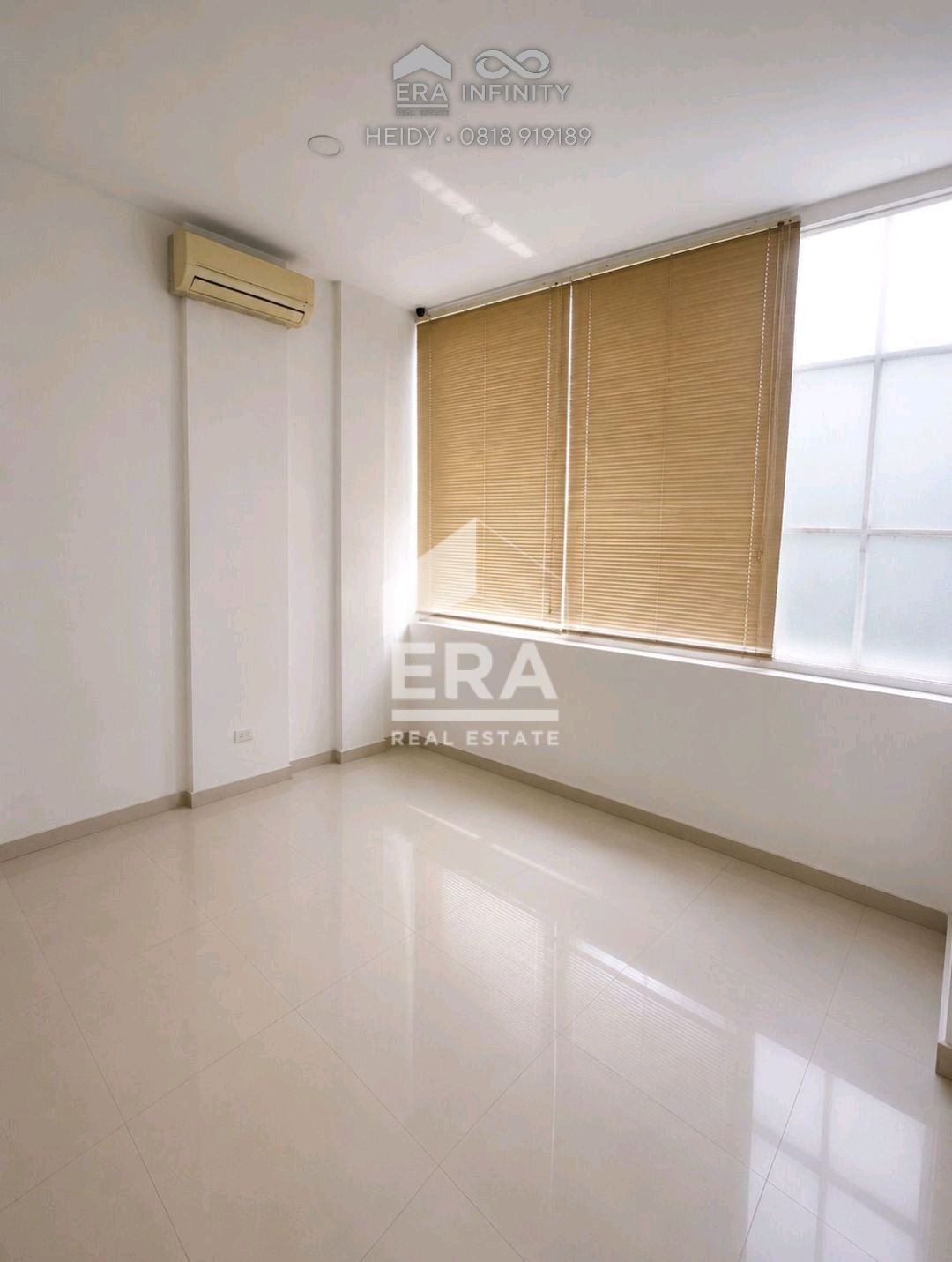interior 4