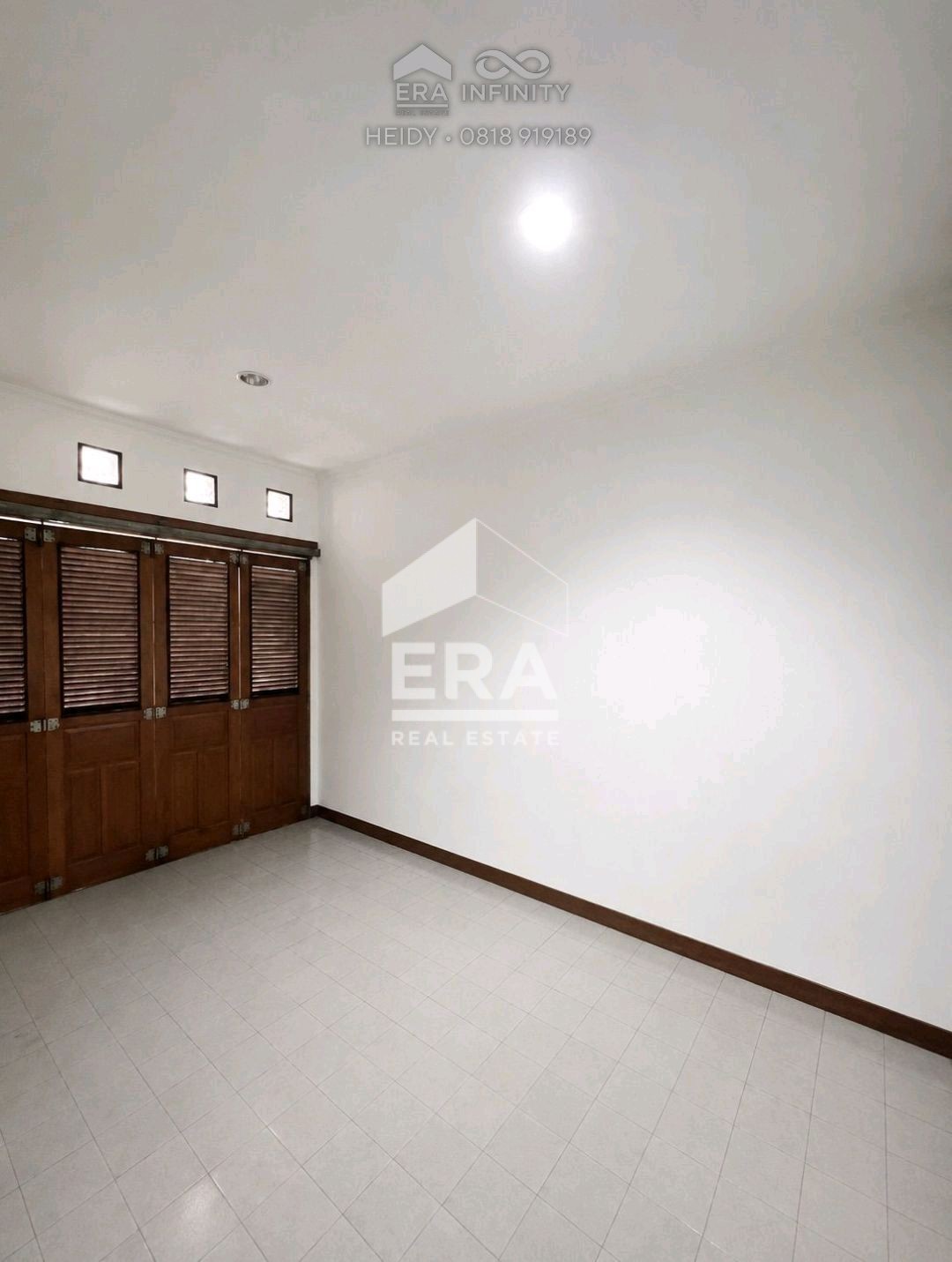 interior 10