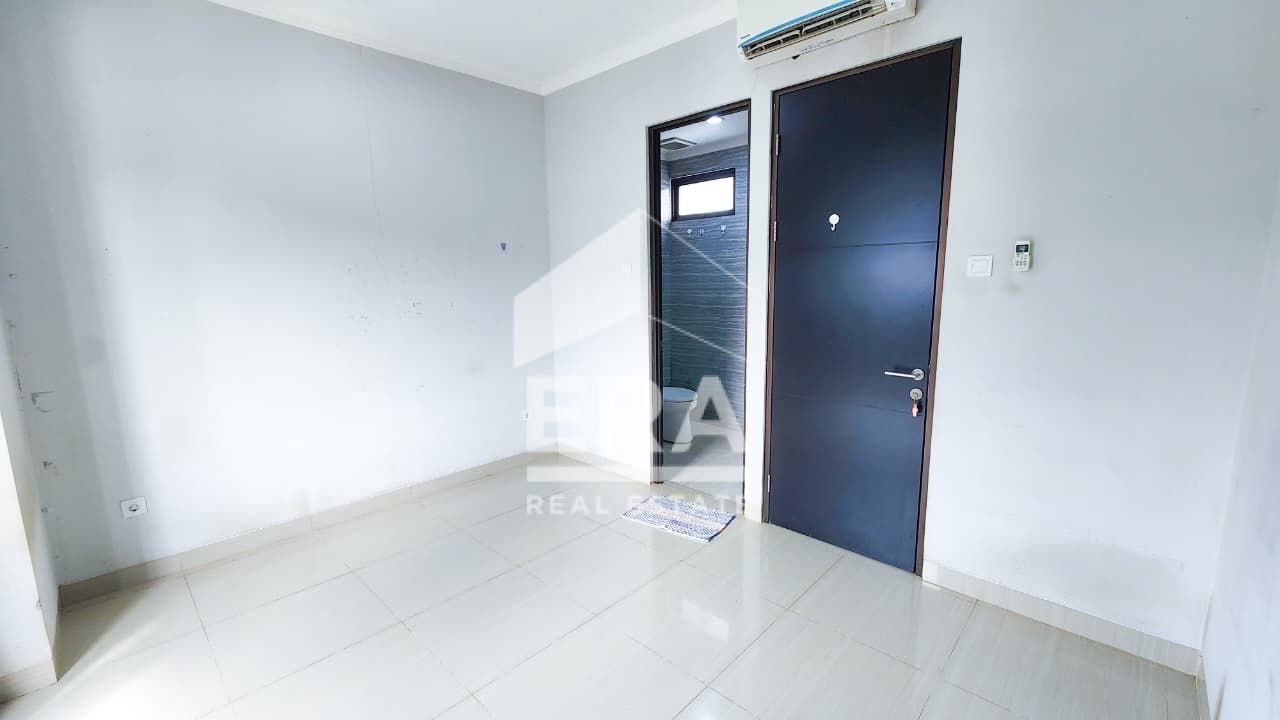 interior 7