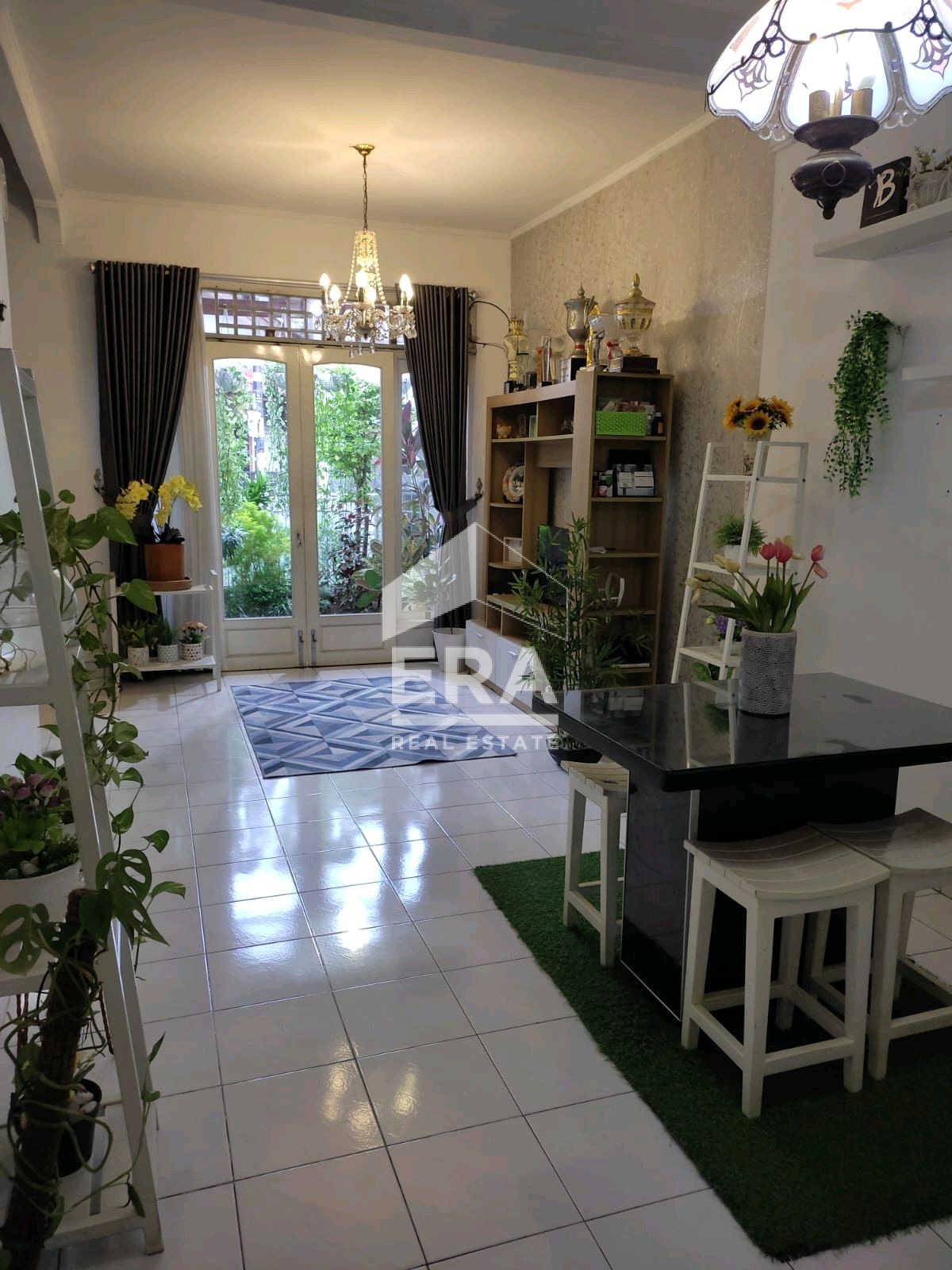 interior 3
