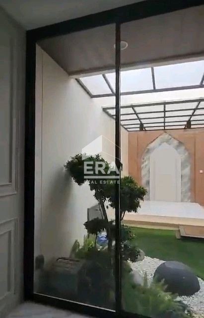 interior 6