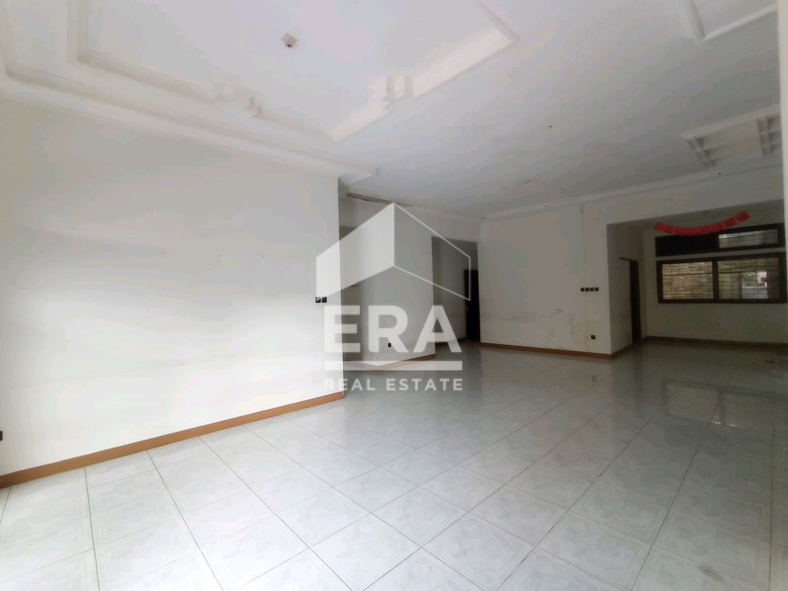 interior 4