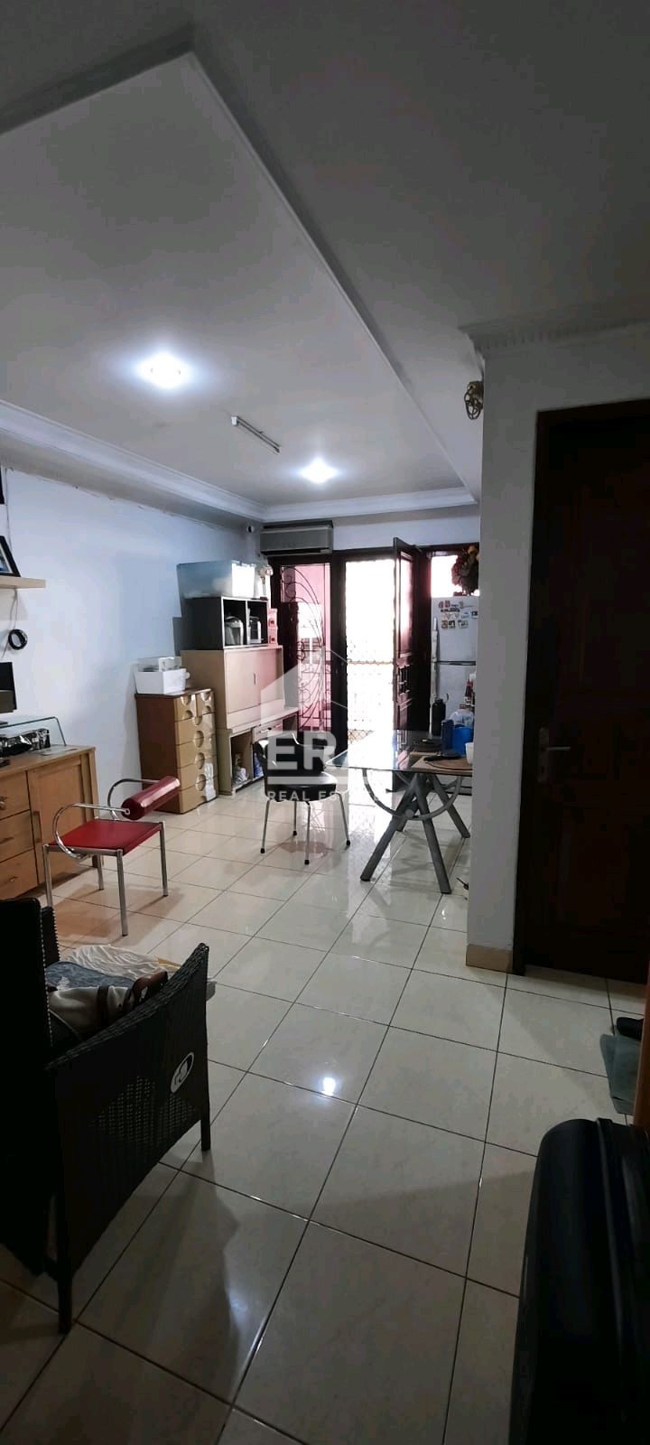 interior 2