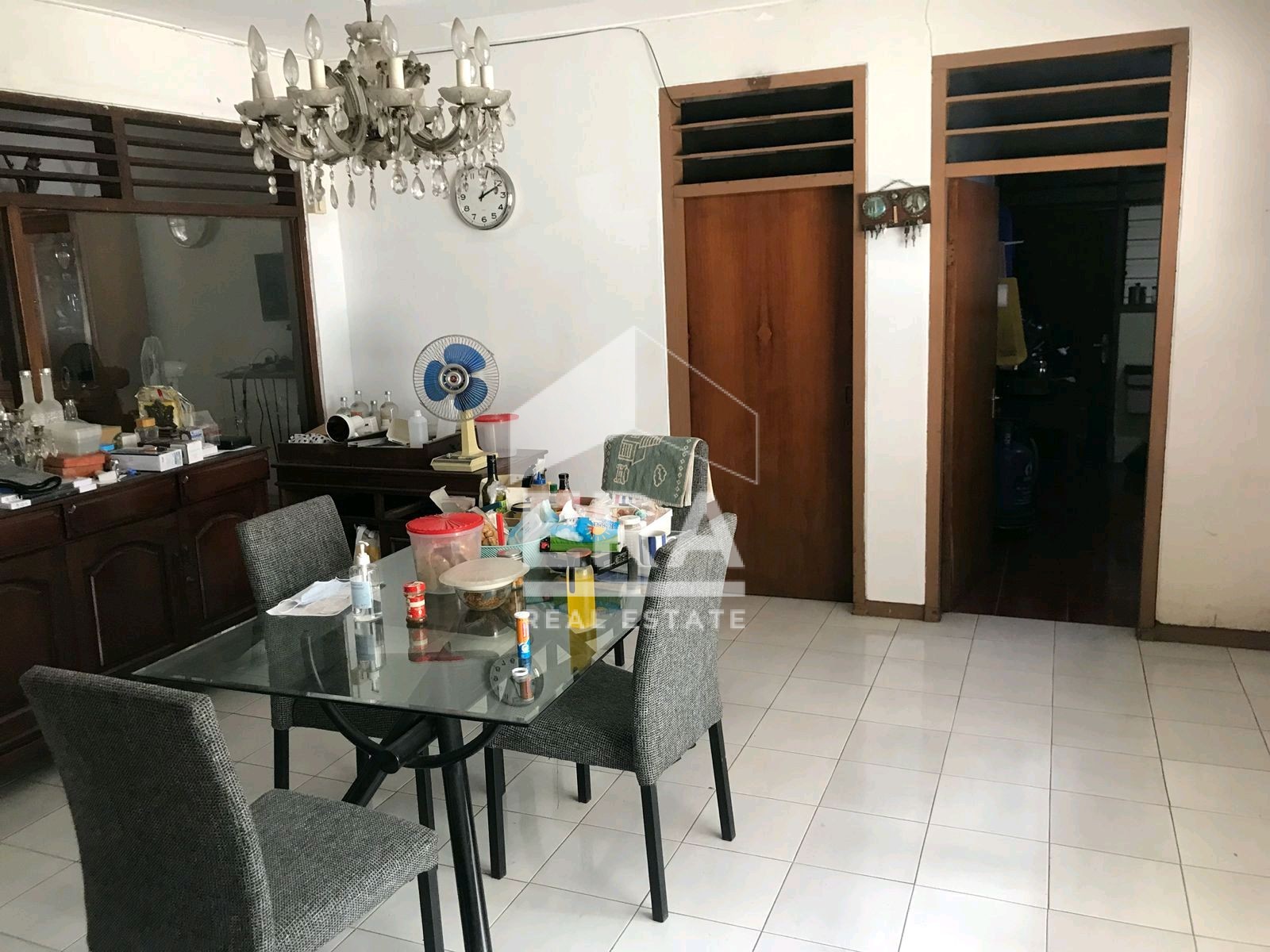 interior 9