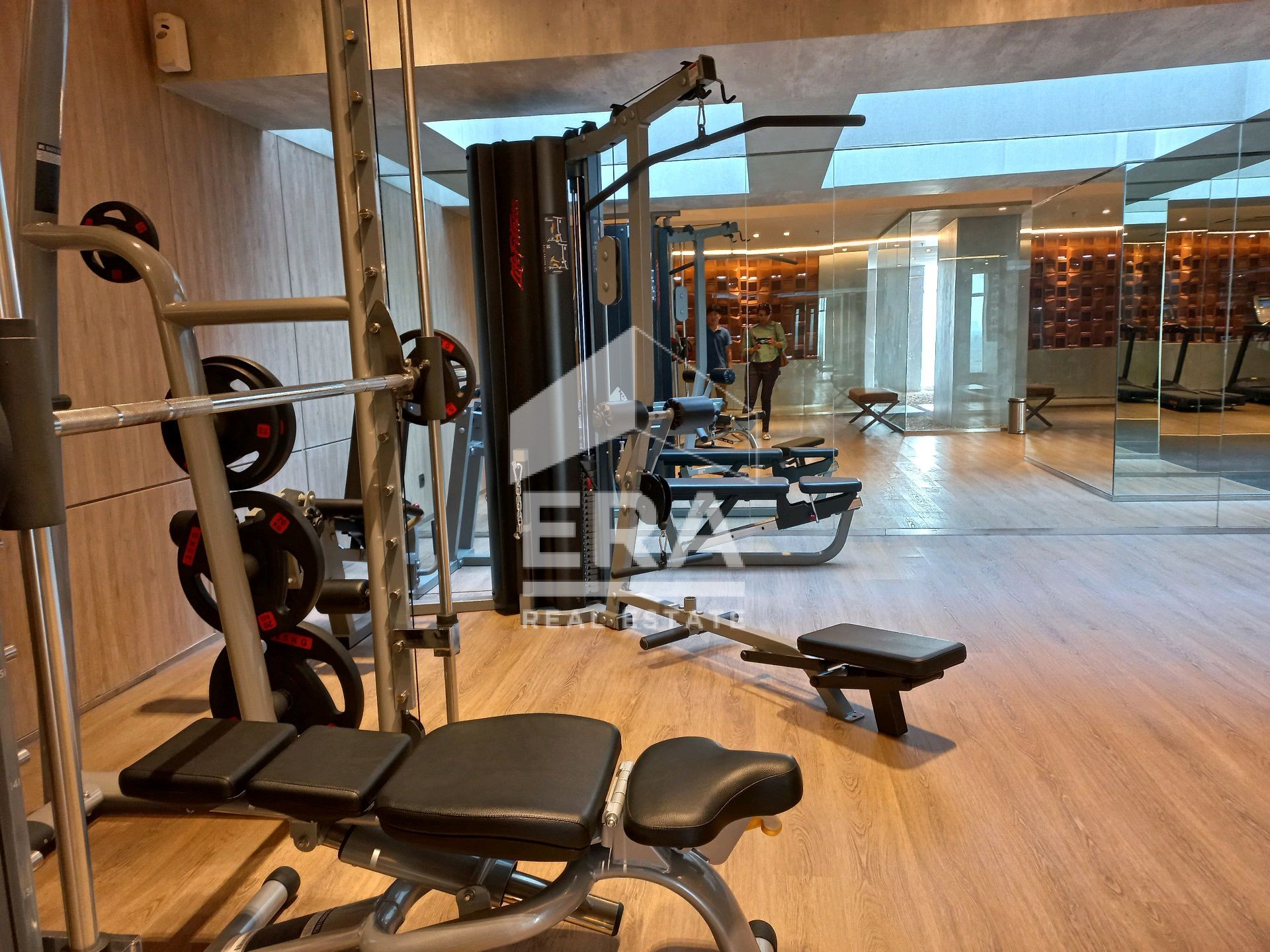 interior 10