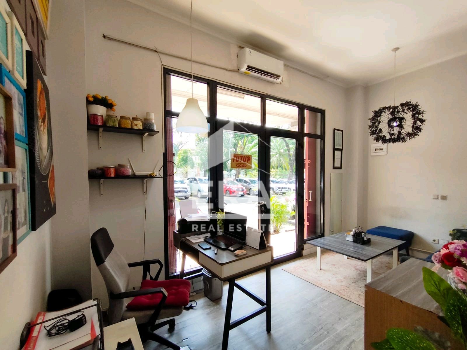 interior 5