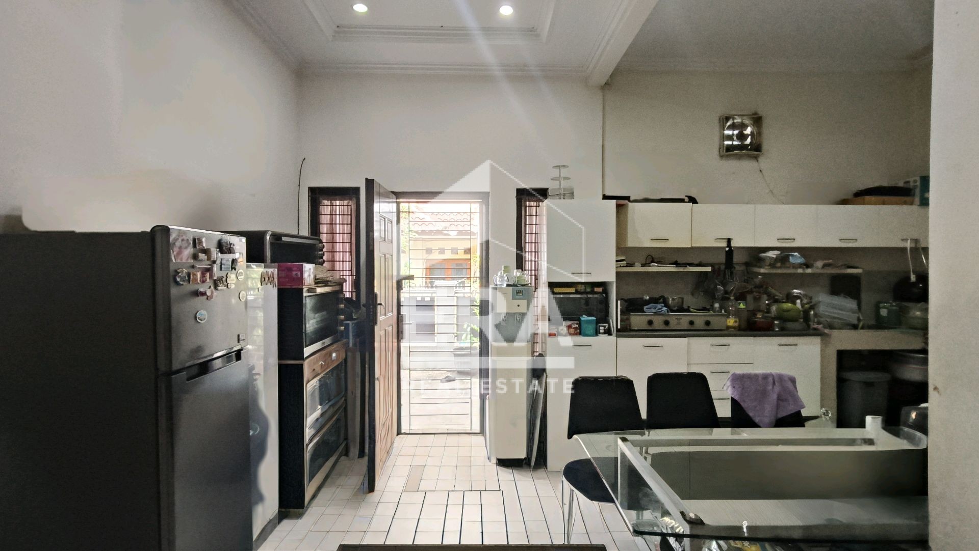 interior 4