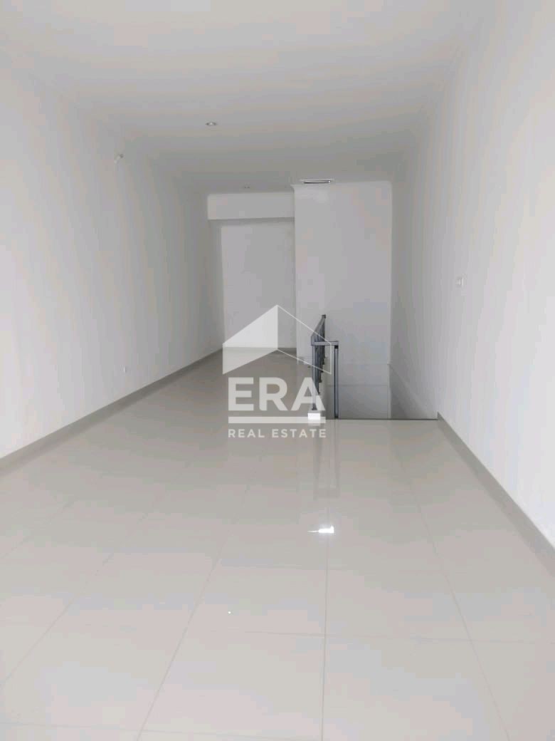 interior 9