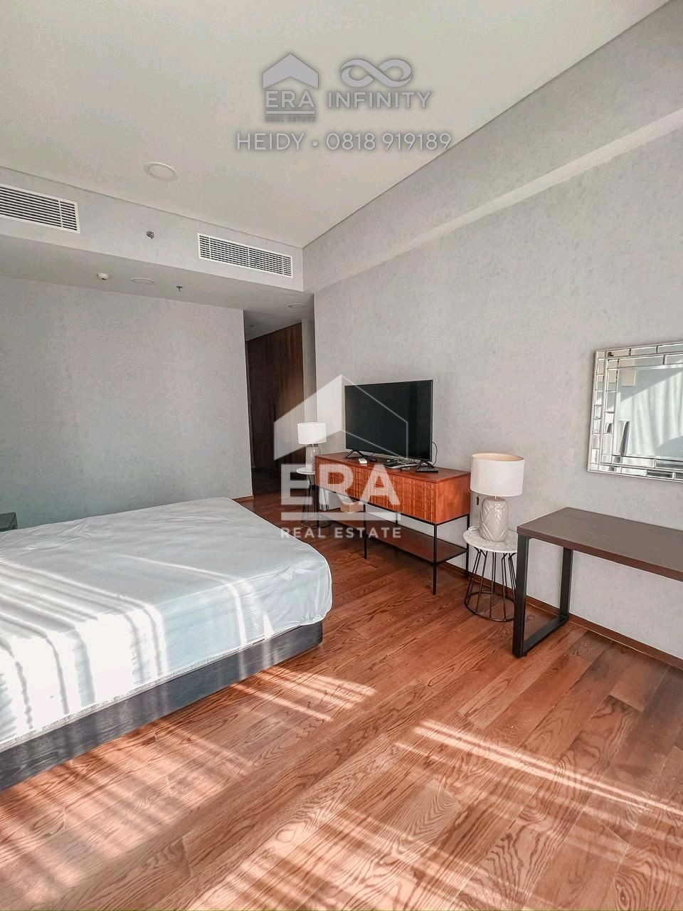 interior 10