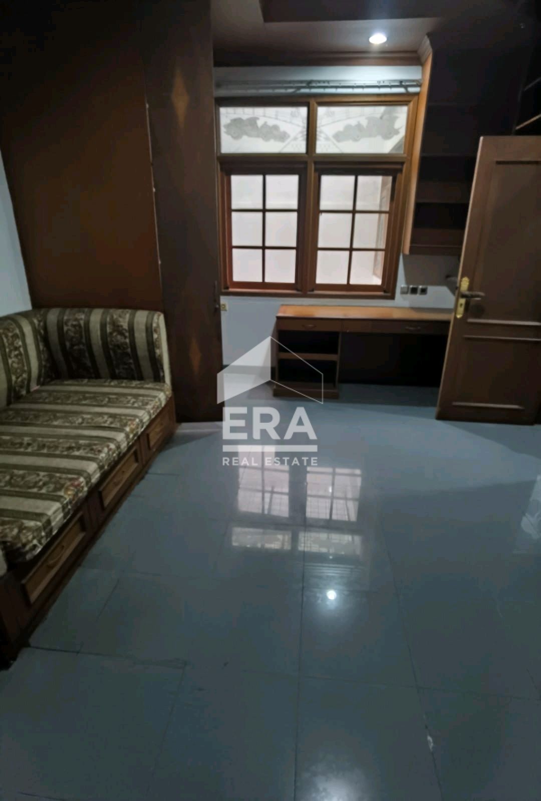interior 7