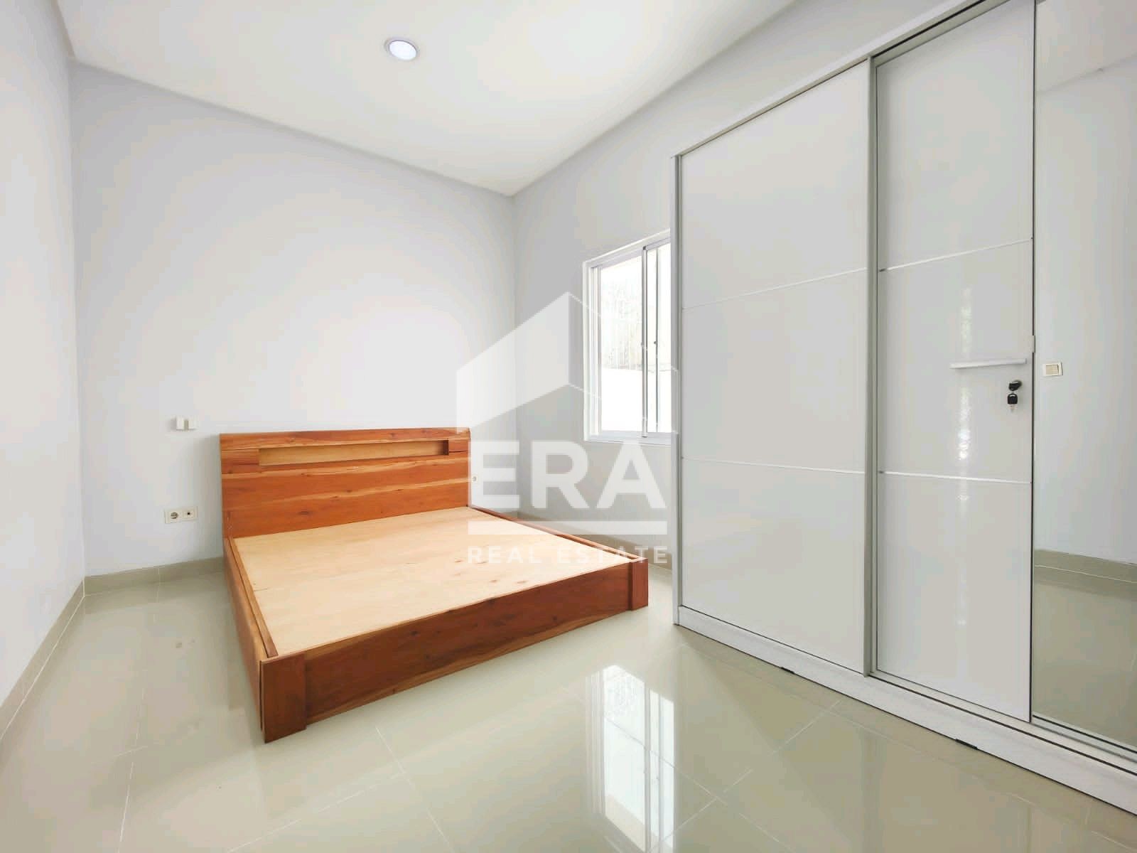 interior 4