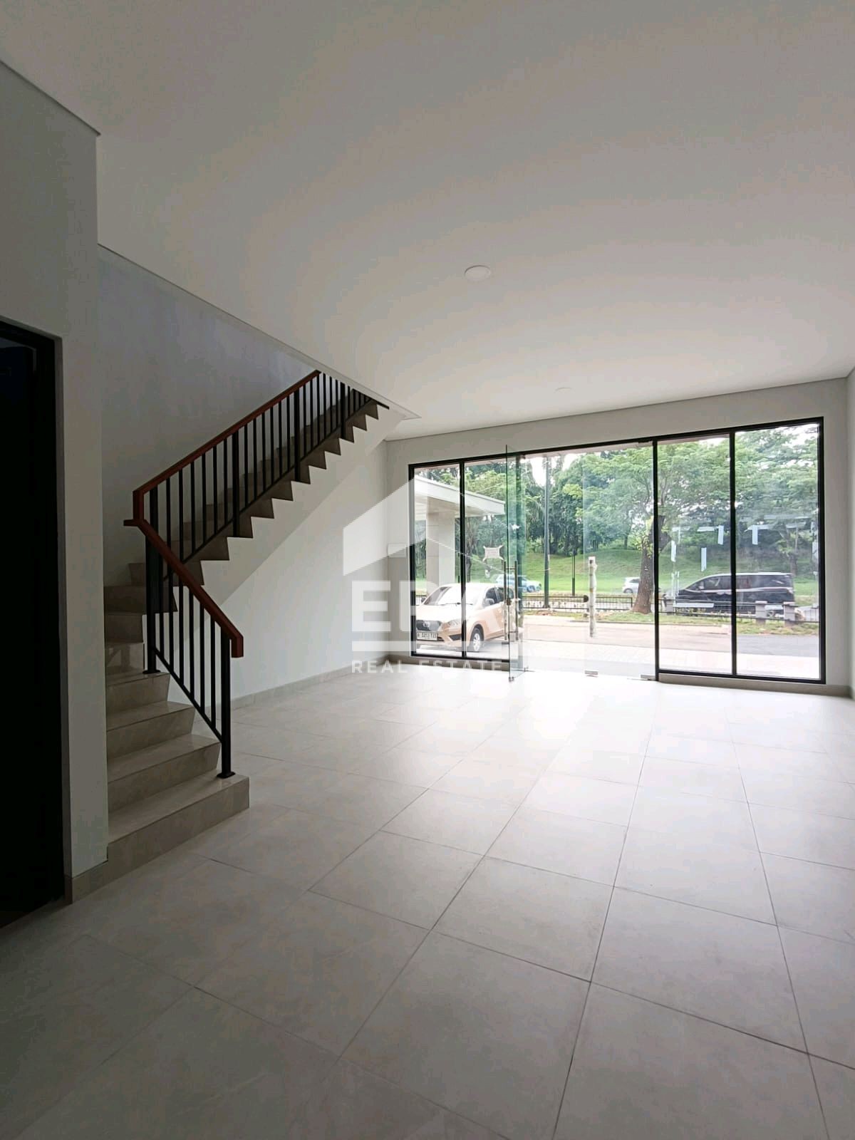 interior 4